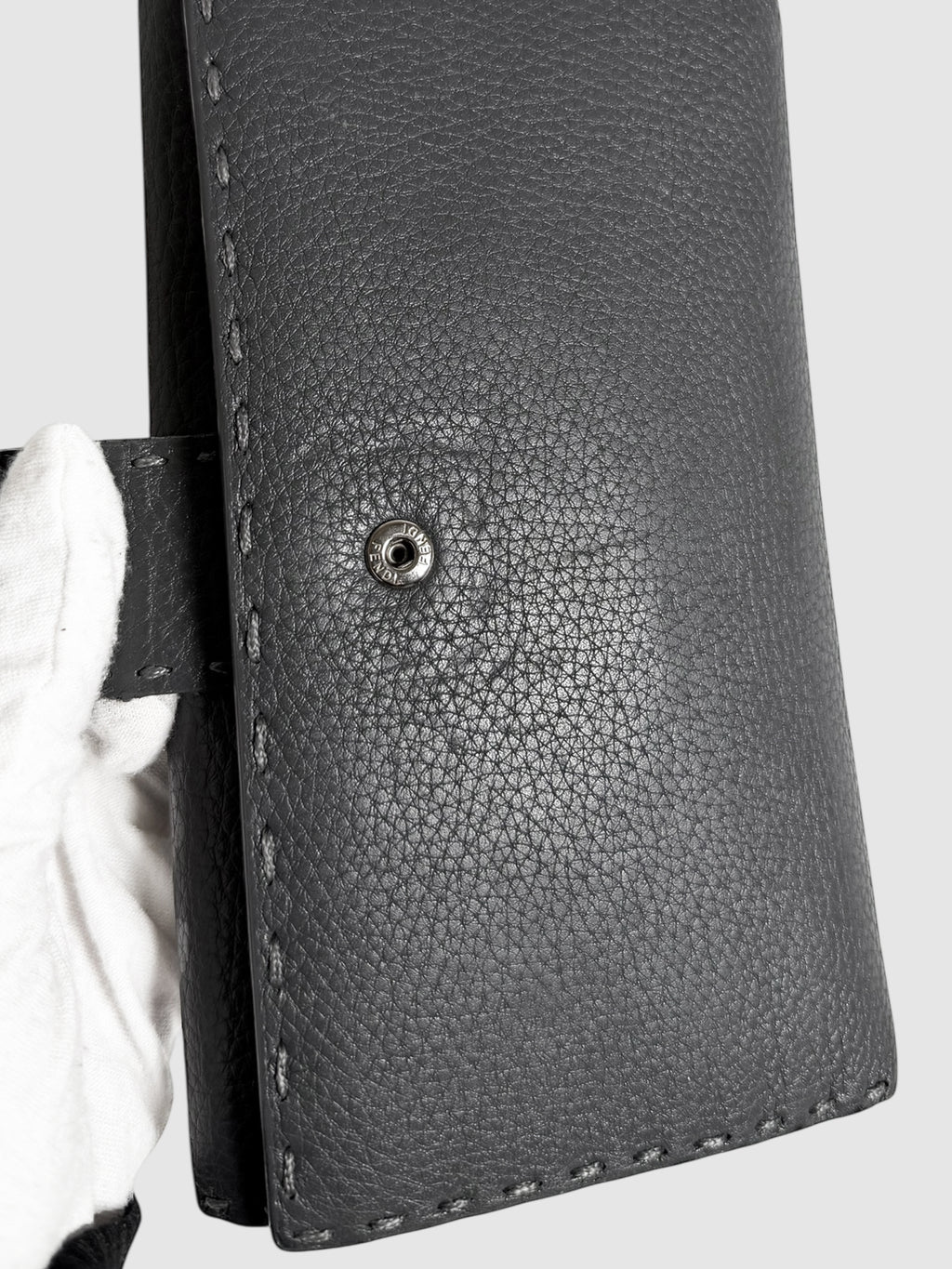 Selleria Peekaboo Wallet