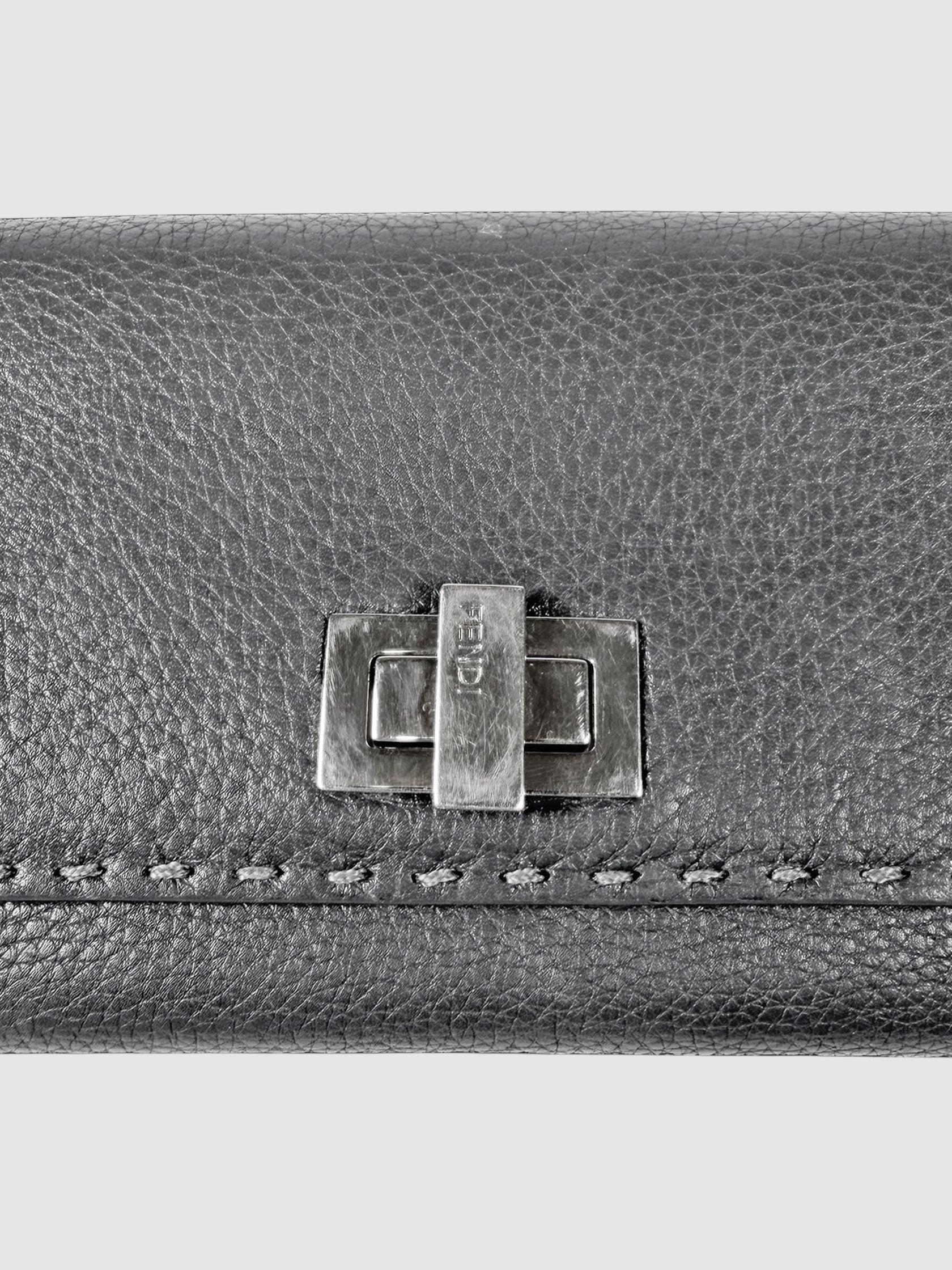 Selleria Peekaboo Wallet