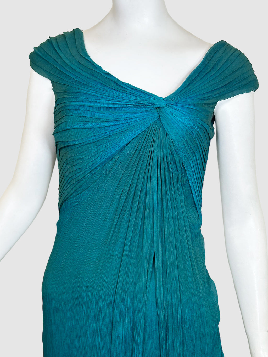 Tadashi Pleated Short-Sleeve Gown - Size 8