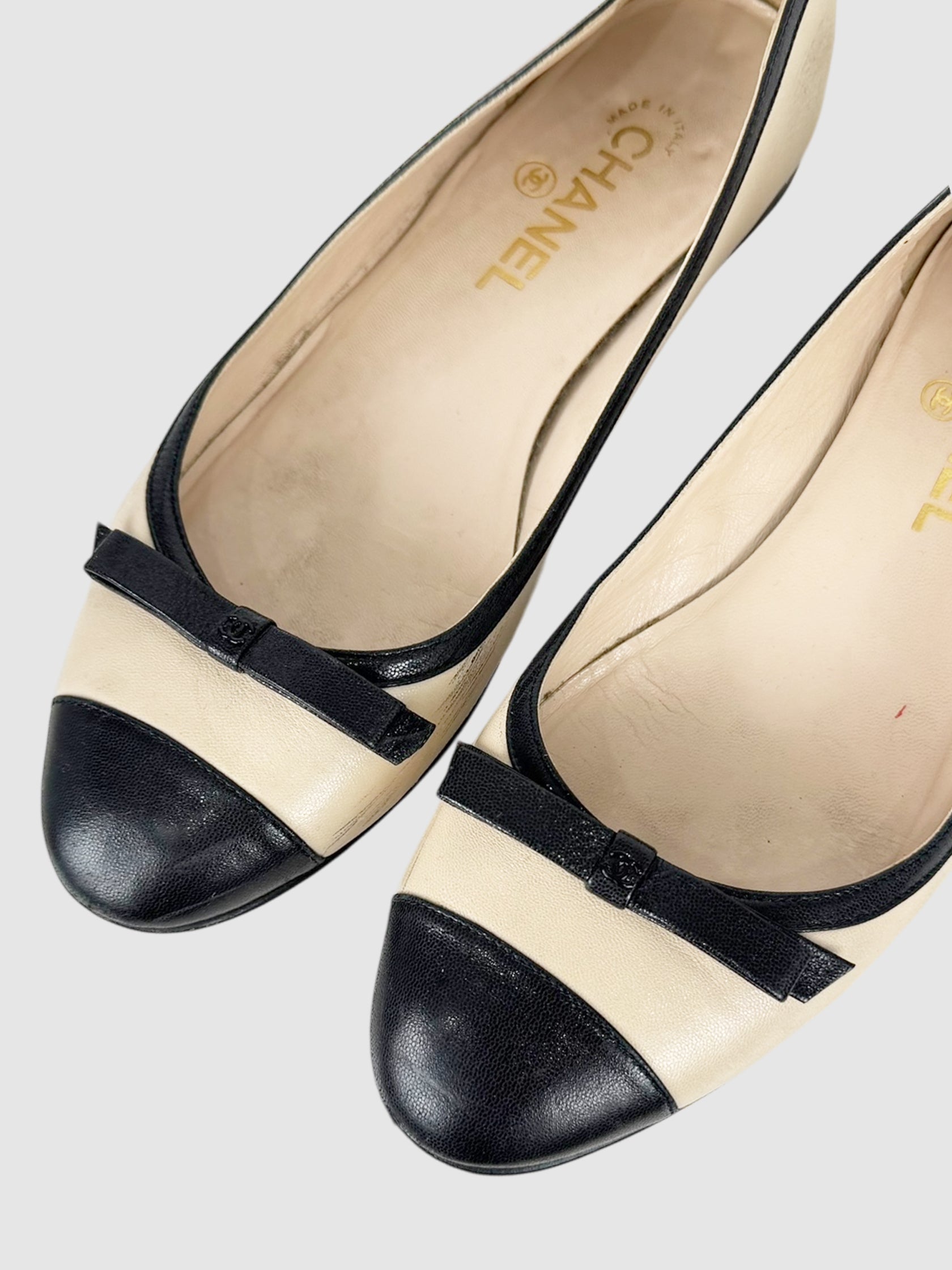 Cap Toe Flats