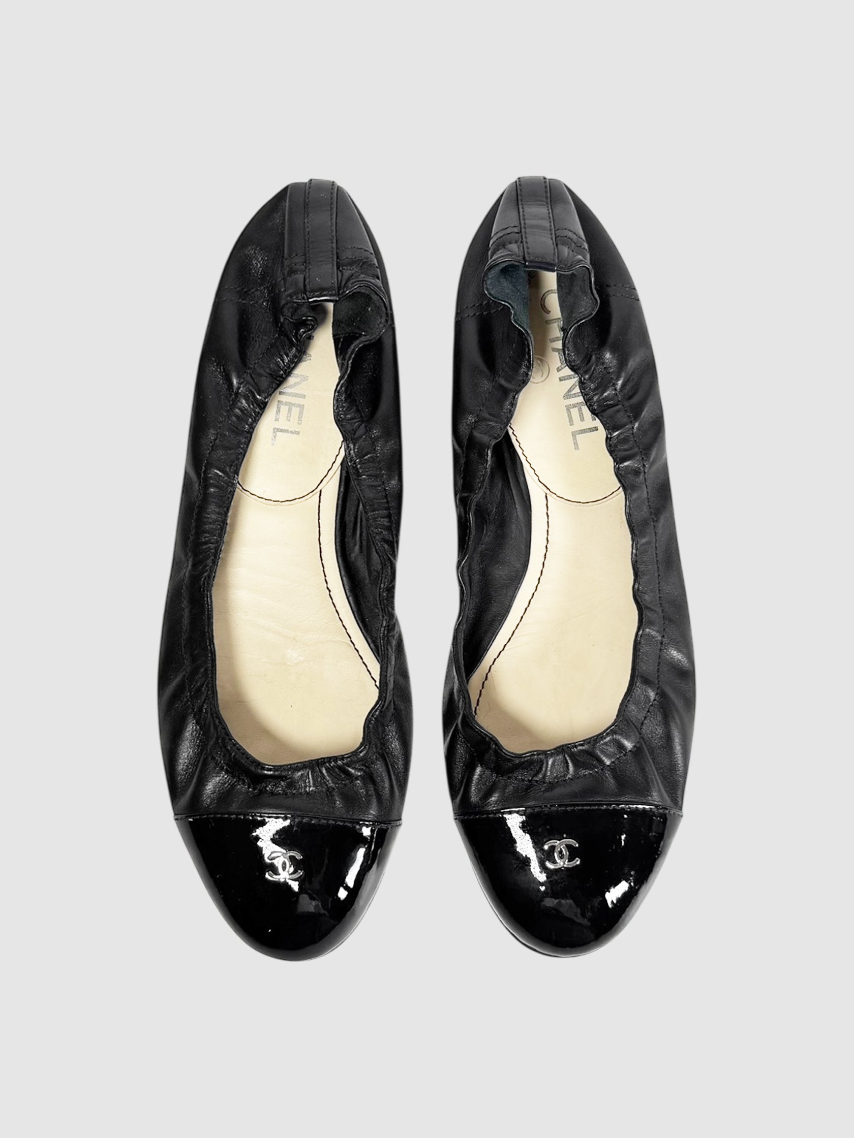 Chanel Black Leather CC Scrunchie Ballerina Flats, Size 39 9 Luxury Designer Resale Vintage Secondhand RealReal Consignment Toronto