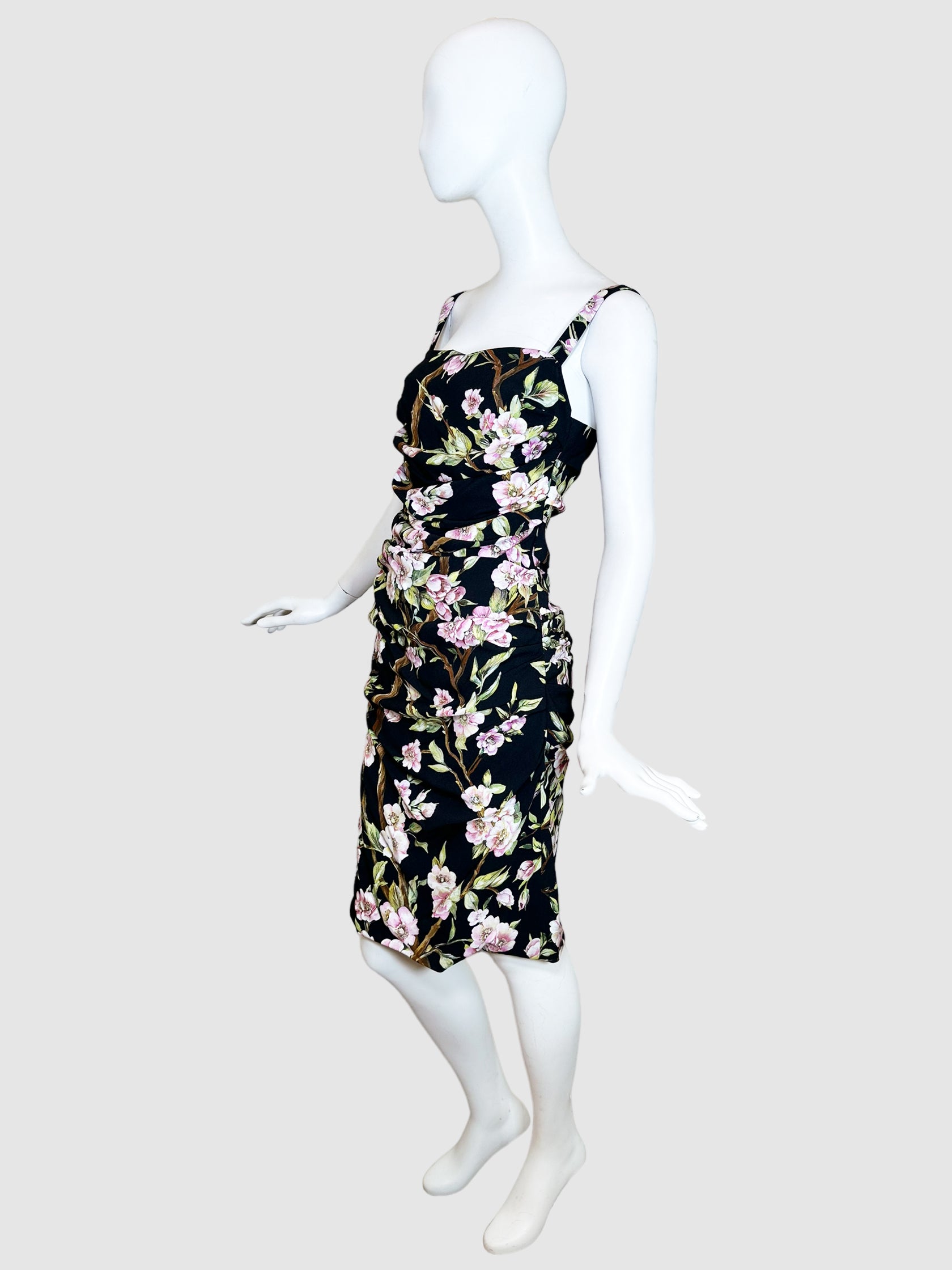 Floral Print Rushed Dress - Size 44
