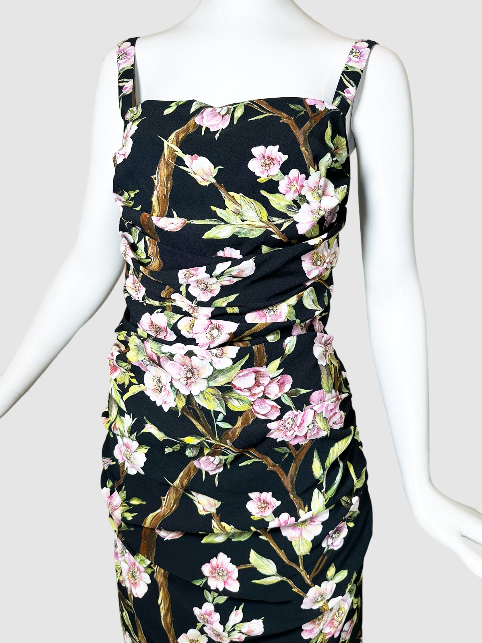 Floral Print Rushed Dress - Size 44