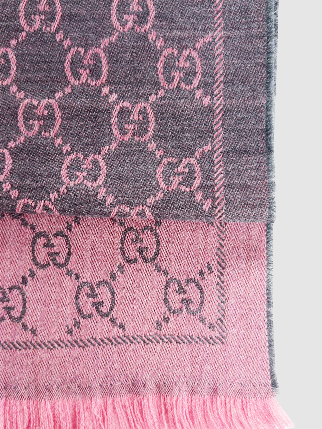 Jacquard Fringed Scarf