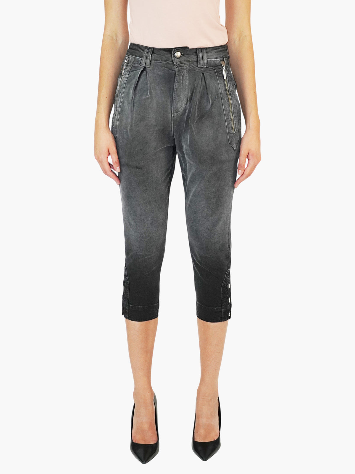 Pleated Capri Jeans