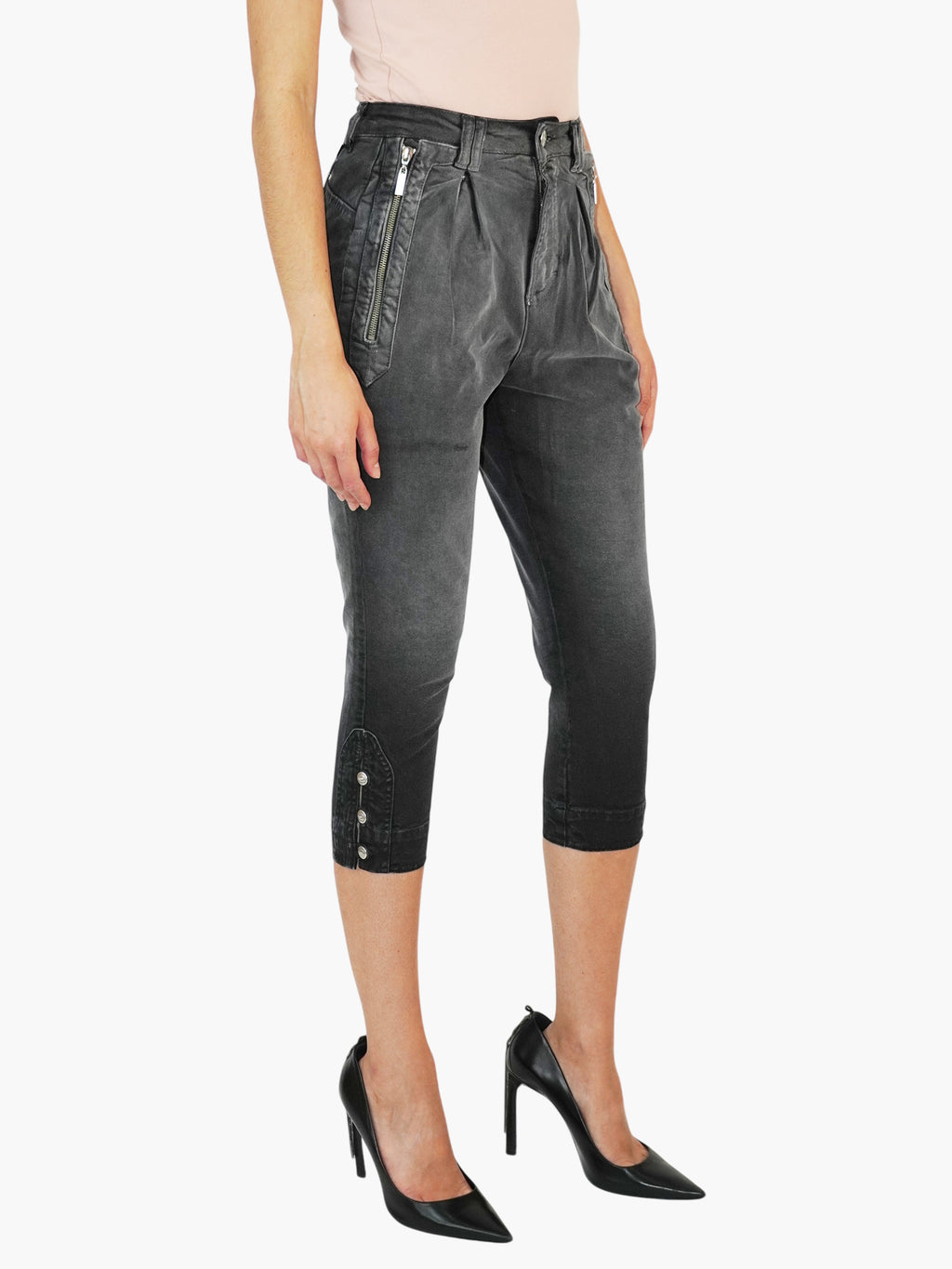 Pleated Capri Jeans