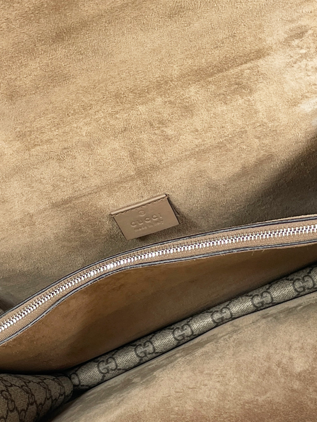 GG Supreme Medium Dionysus Bag