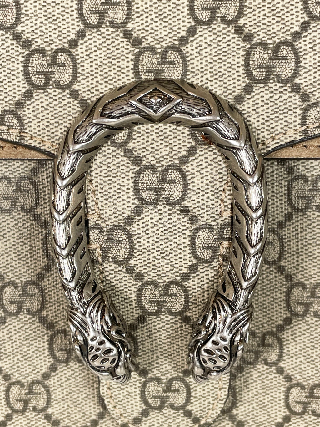 GG Supreme Medium Dionysus Bag