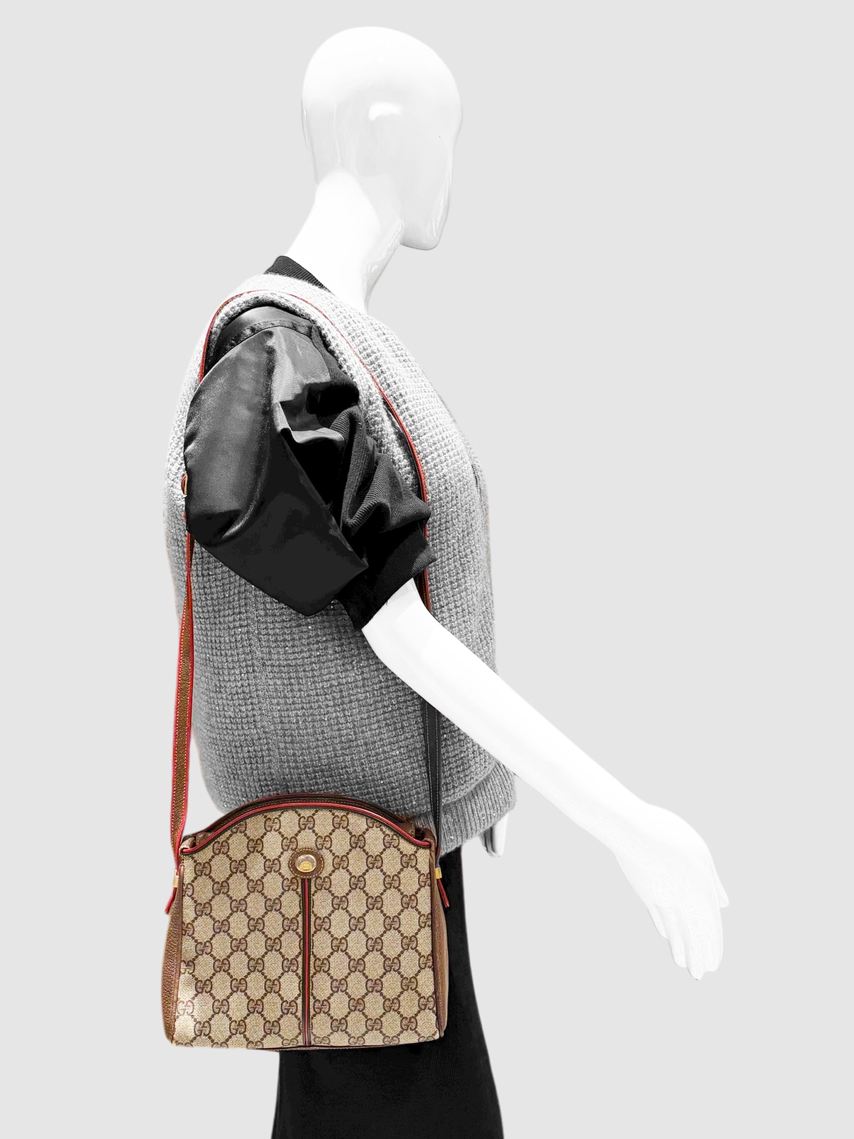 Gucci Beige GG Supreme Monogram PVC Canvas Sherry Line Crossbody Bag luxury designer resale consignment toronto canada