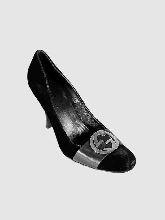 GG Logo Velvet Pumps - Size 8.5