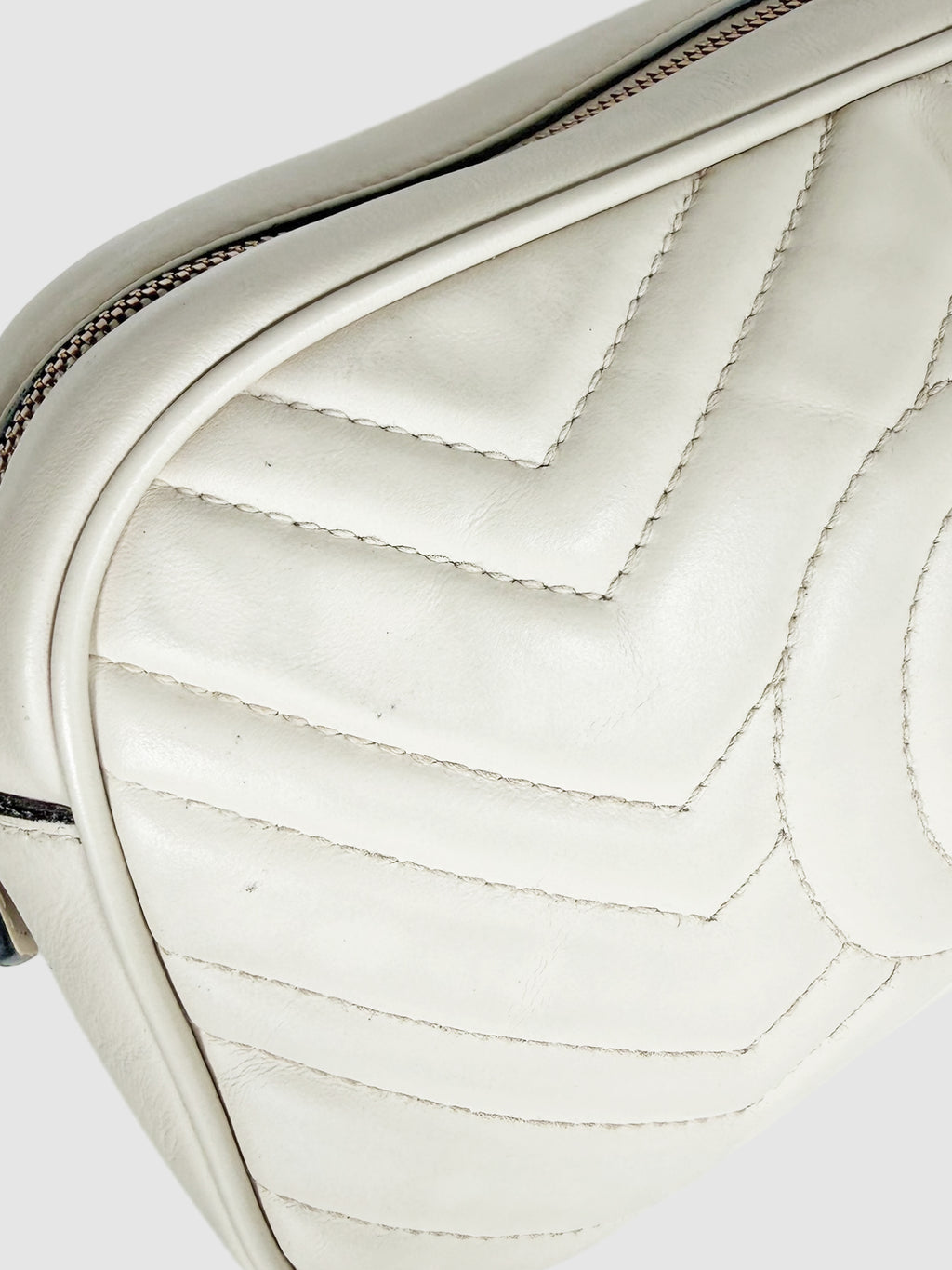 GG Marmont Camera Bag