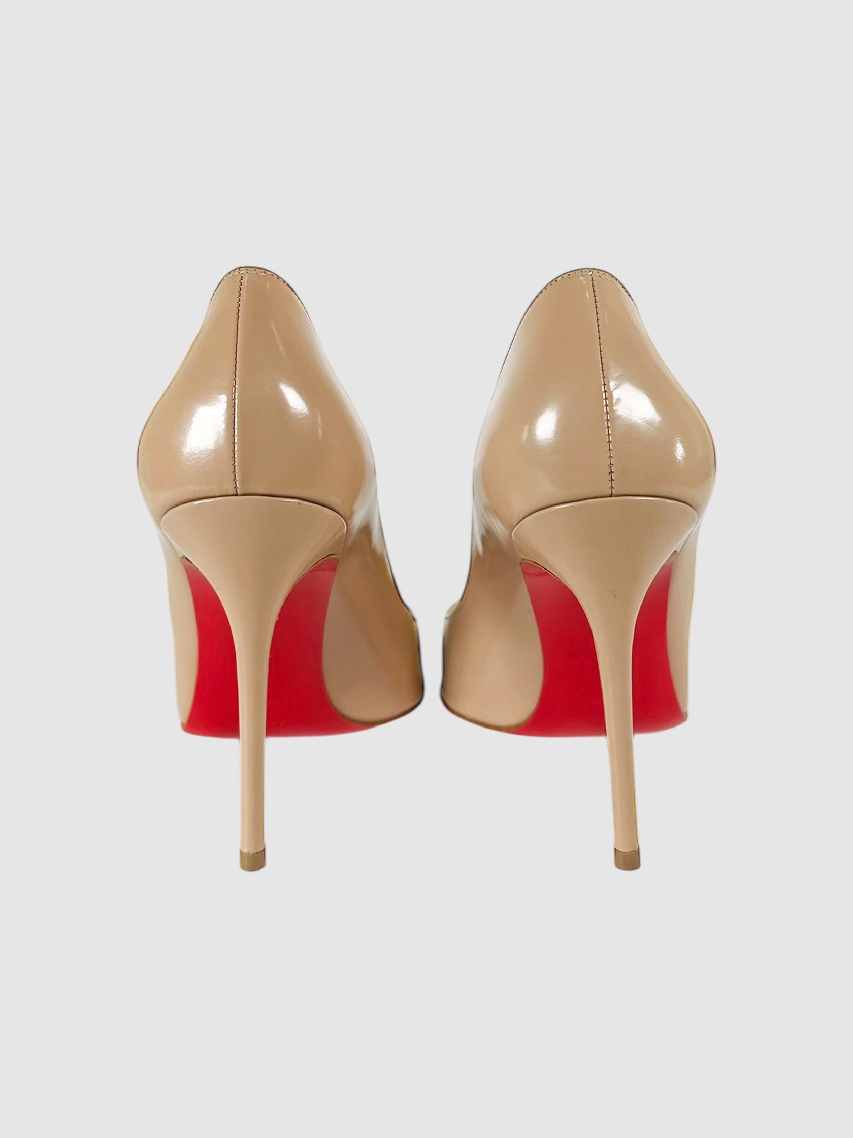 Patent Corneille Pumps