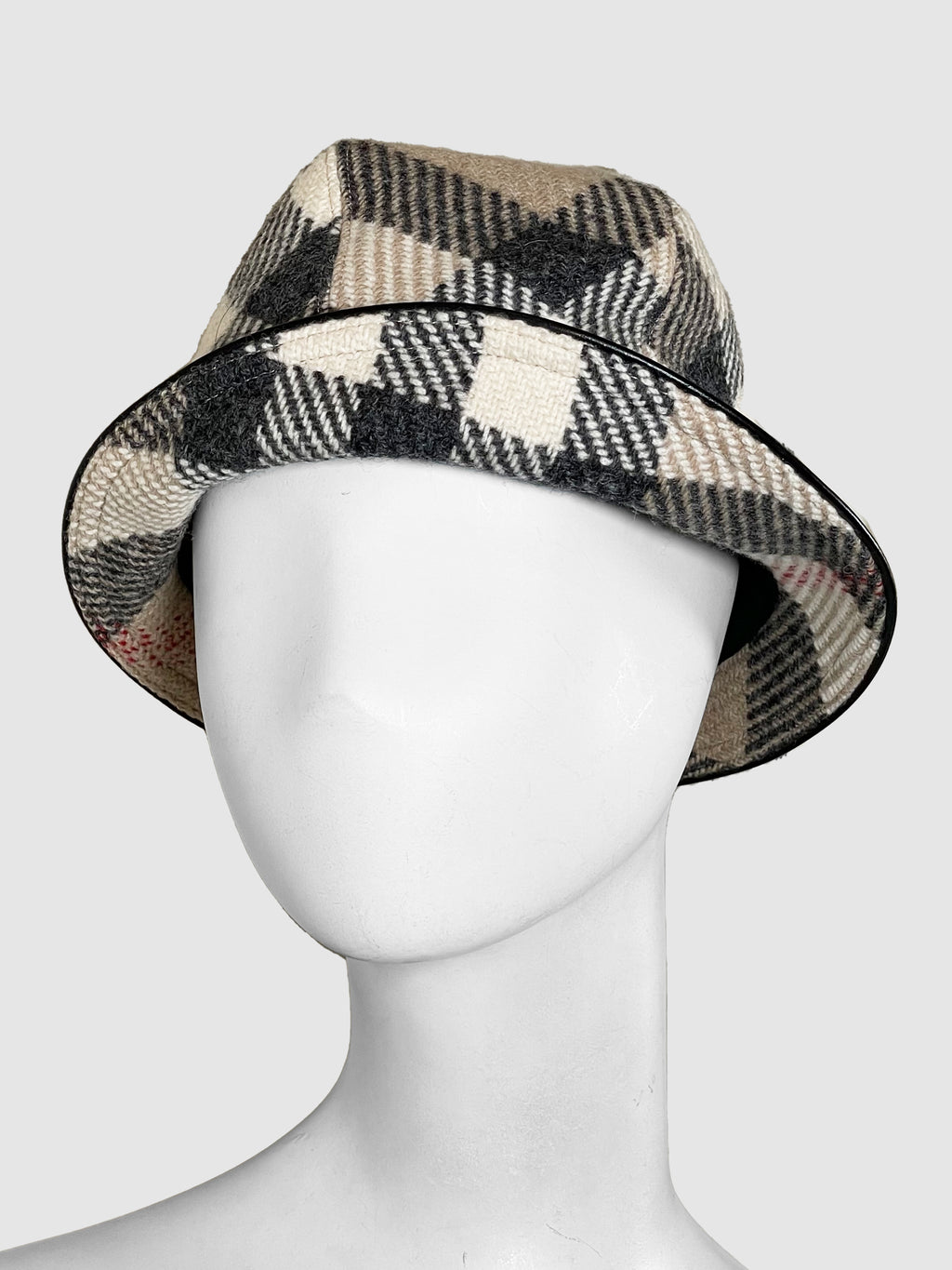 Nova Check Bucket Hat