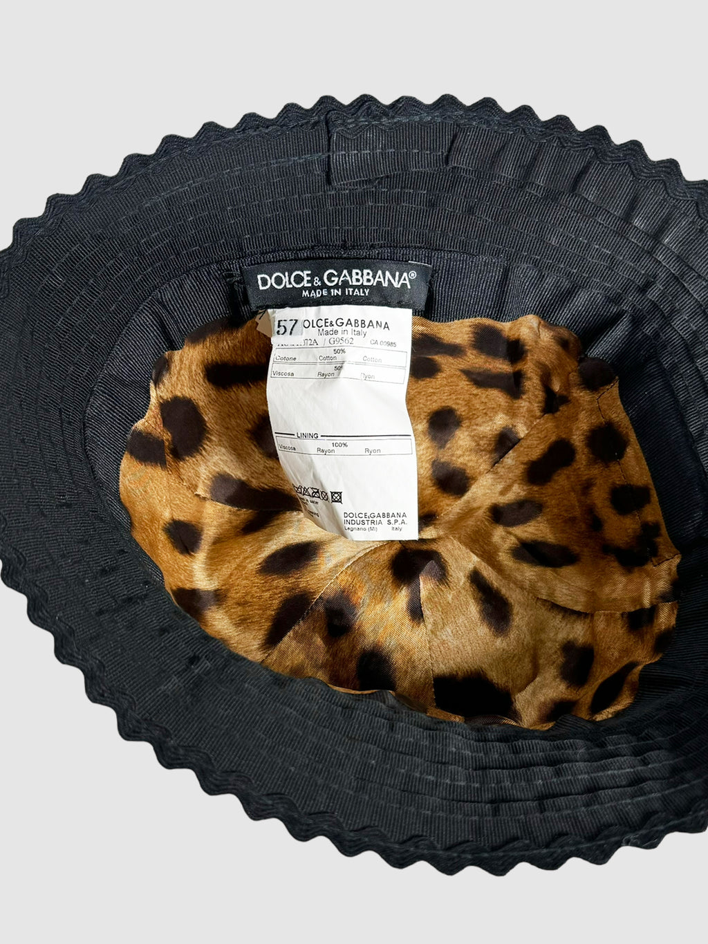 Scallop Lace Bucket Hat