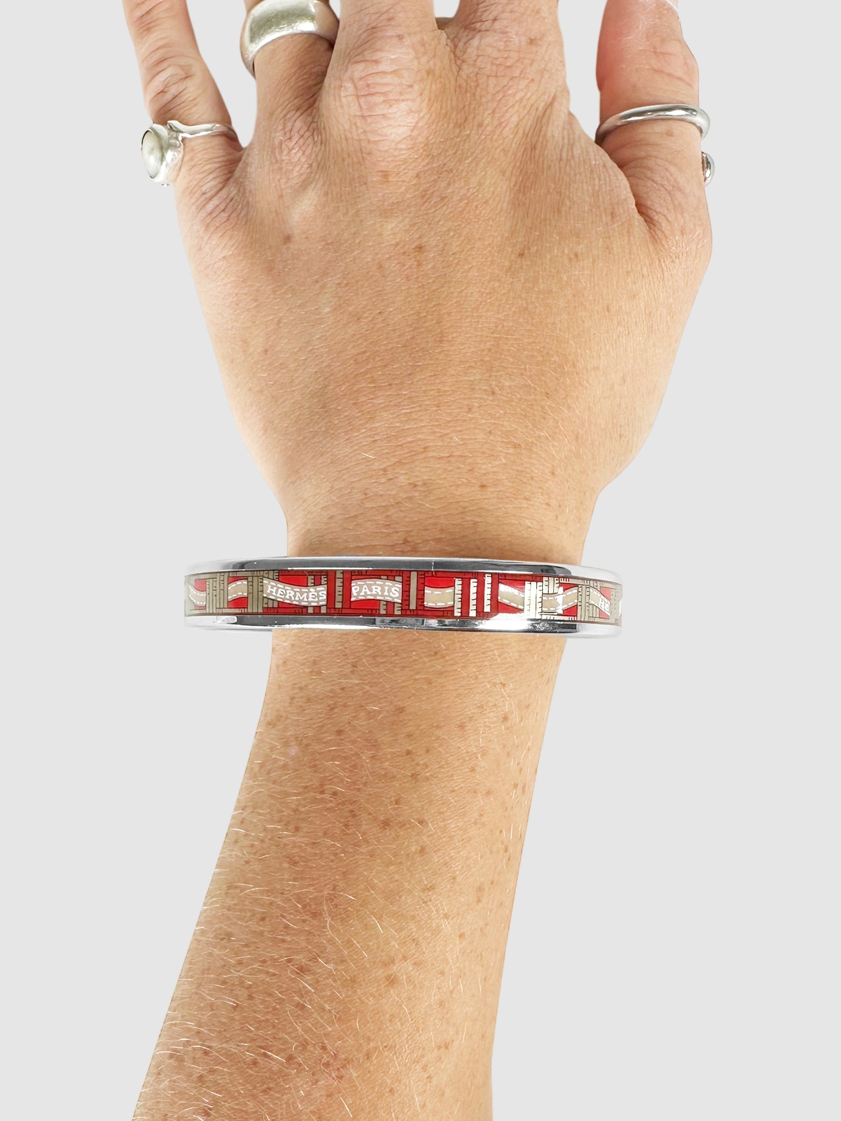 Narrow Enamel Bangle