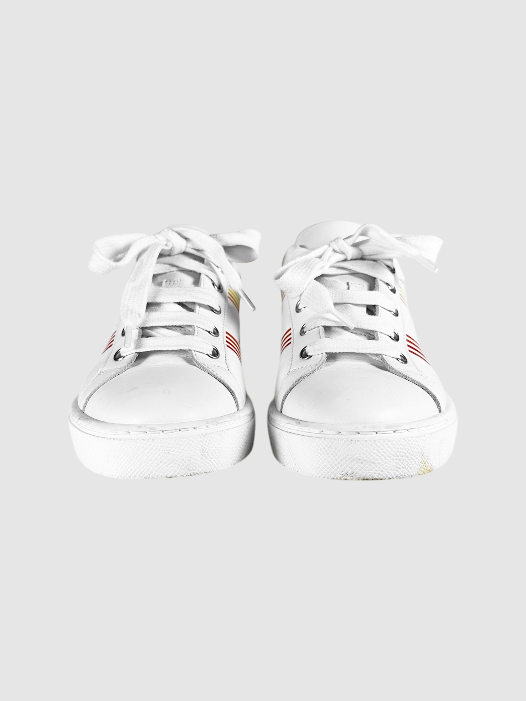 Avantage Low Top Sneakers