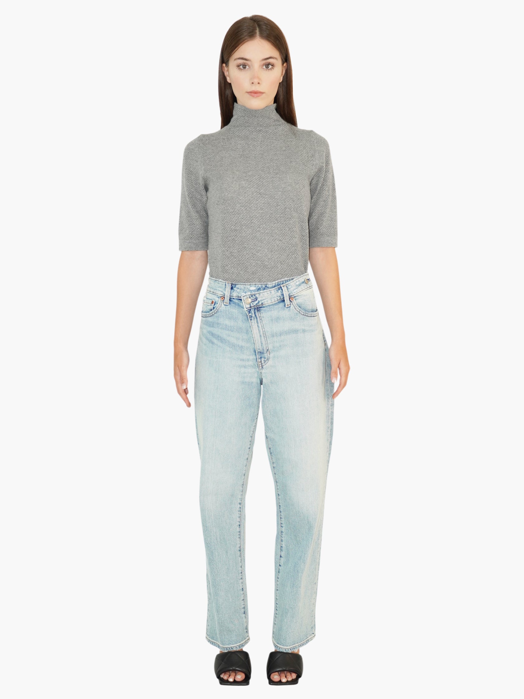 Crossover Straight Jeans