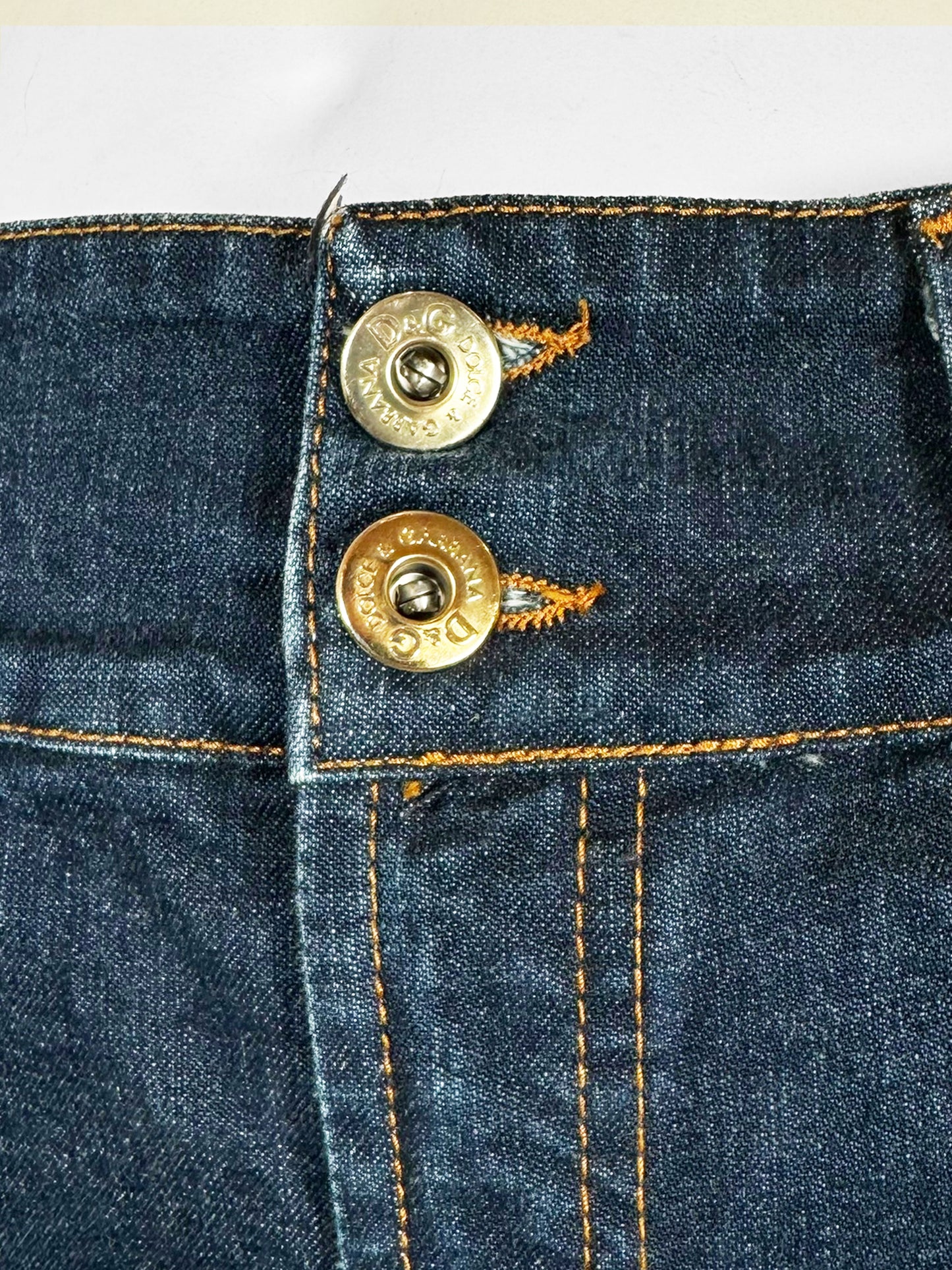 Straight Cut Double Button Jeans - Size 29