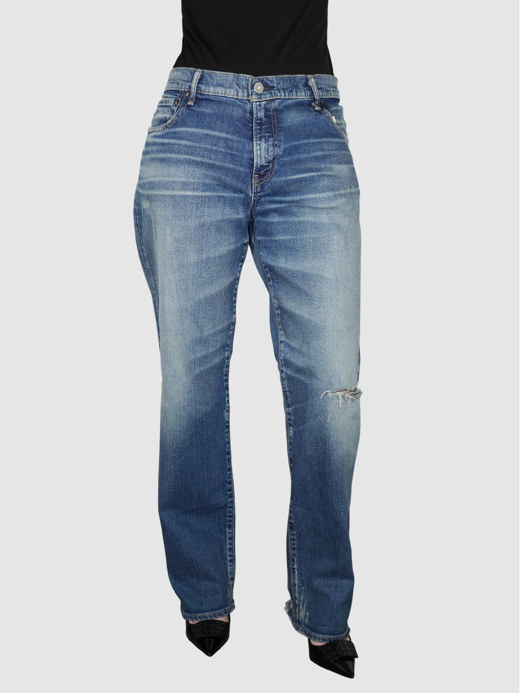 Velma Distressed Jeans