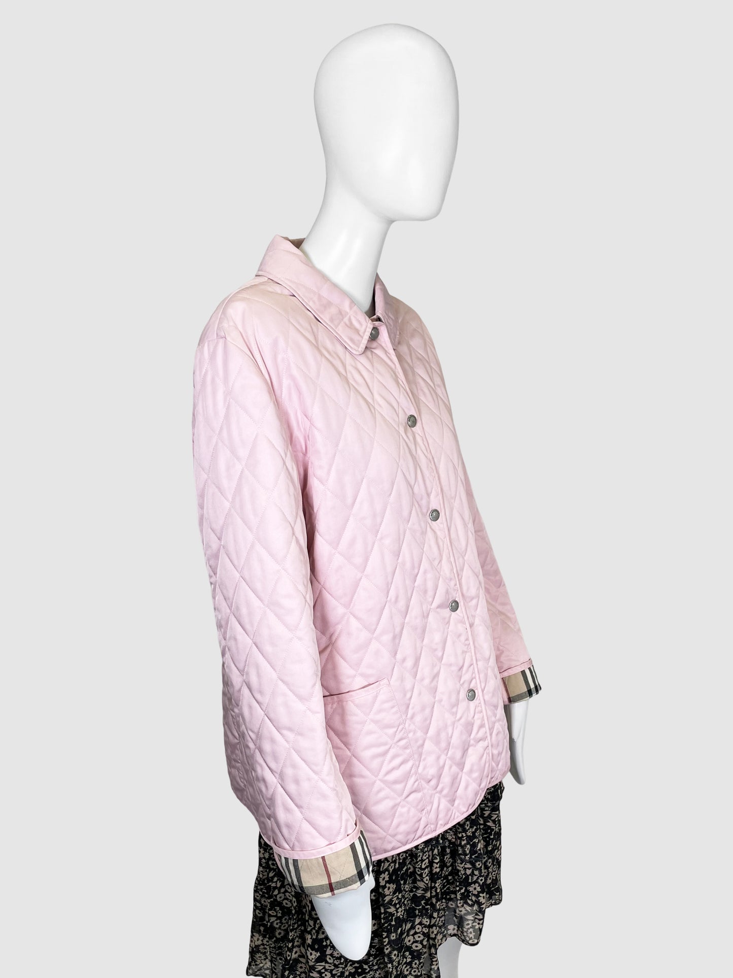 Burberry Lightweight Quilted Jacket - Size L