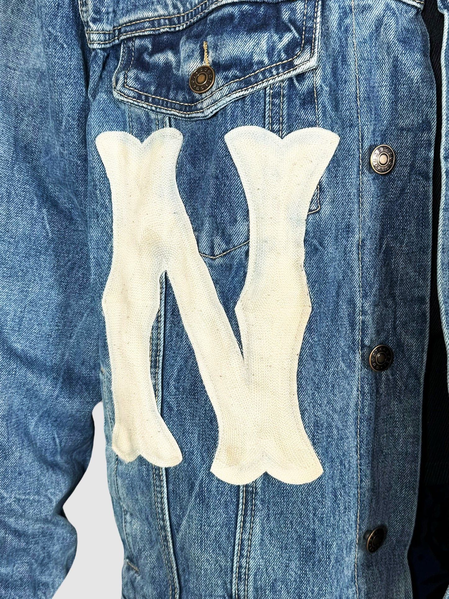 NY Yankees Patch Denim Jacket - Size 46