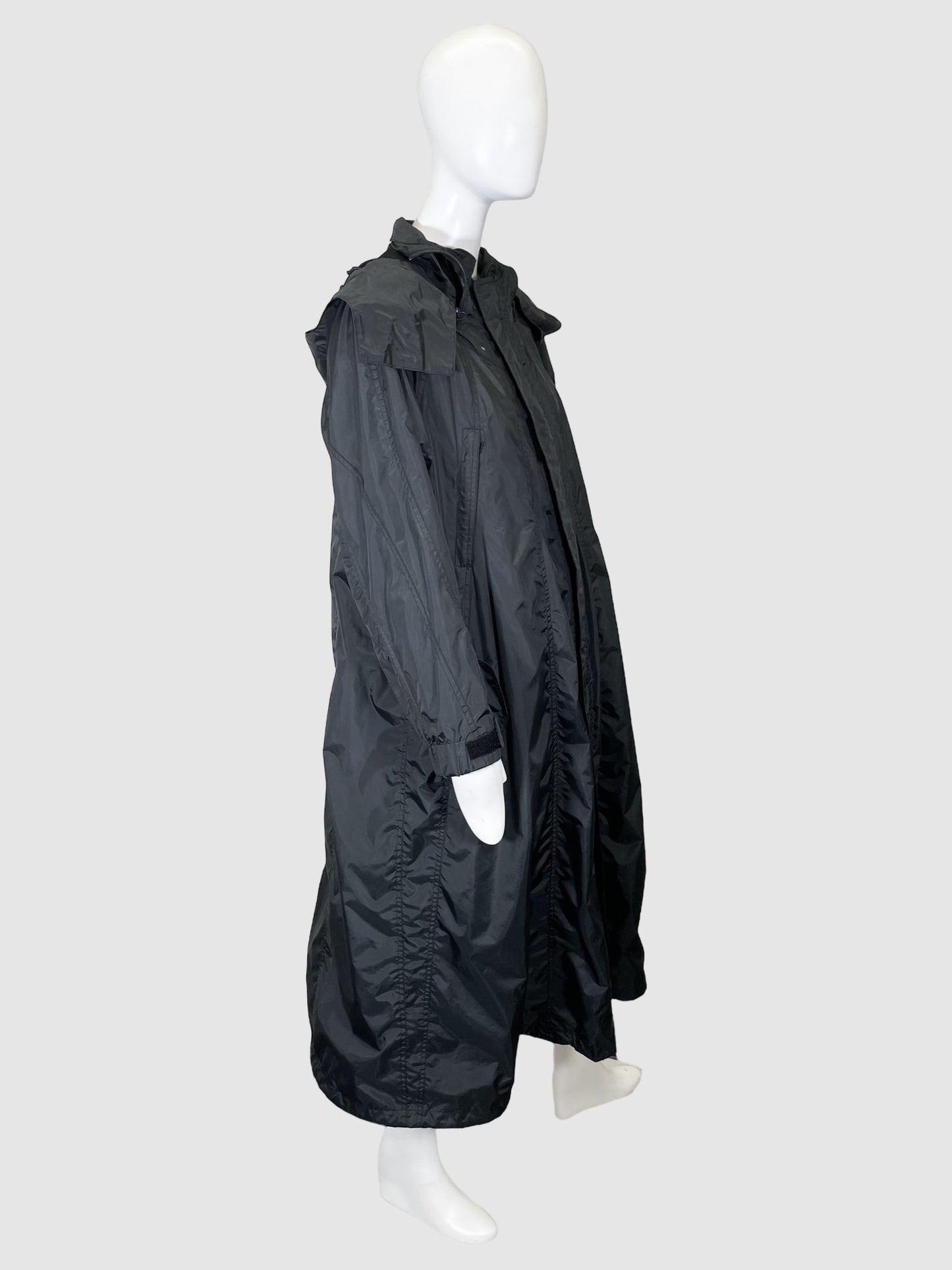 Issey Miyake Lightweight Flare Raincoat - Size L