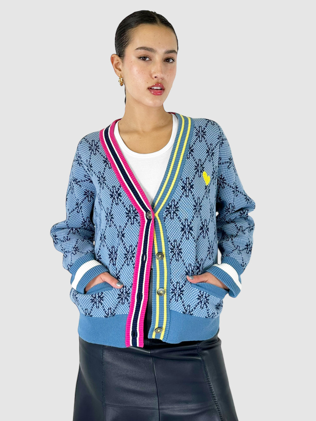 Patterned V-Neck Liv Cardigan - Size L