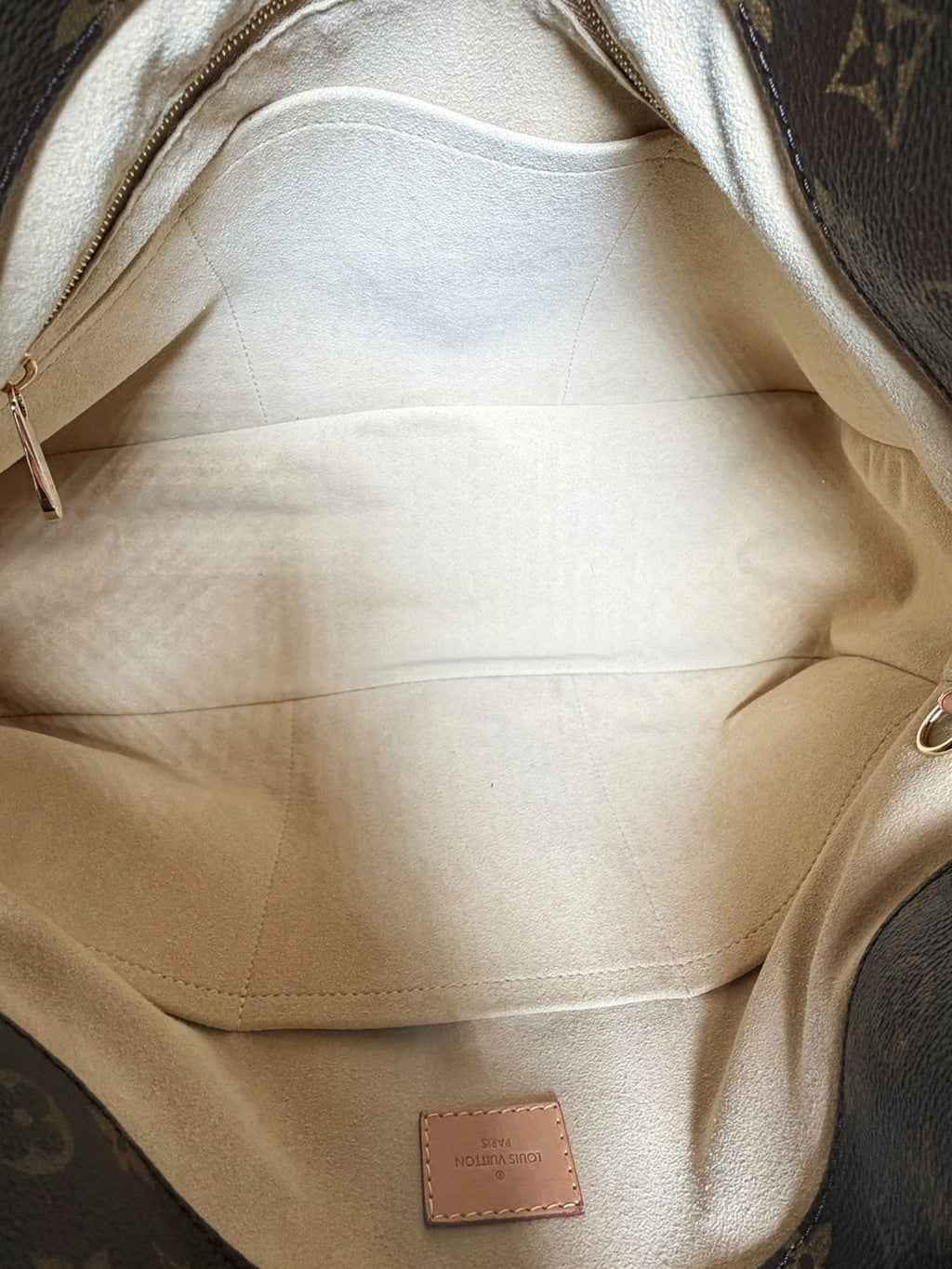 Artsy MM Hobo Bag