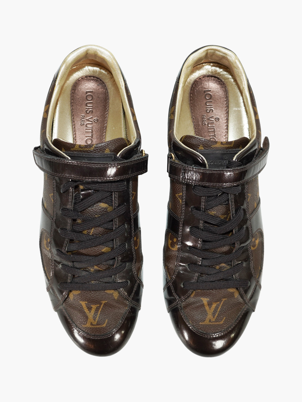 Globe Trotter Sneakers
