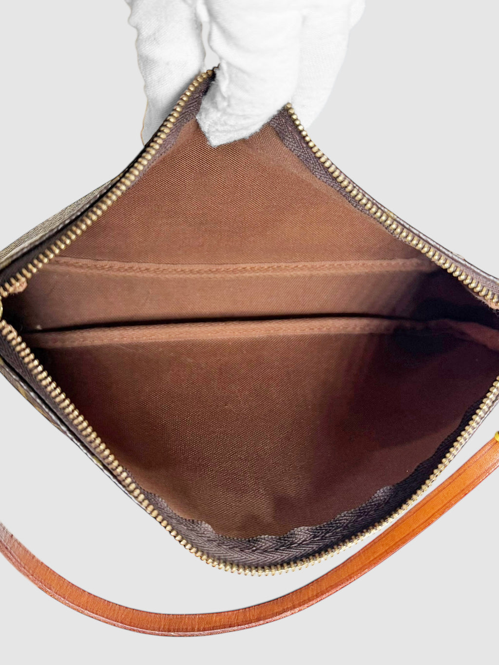 Monogram Canvas Pochette