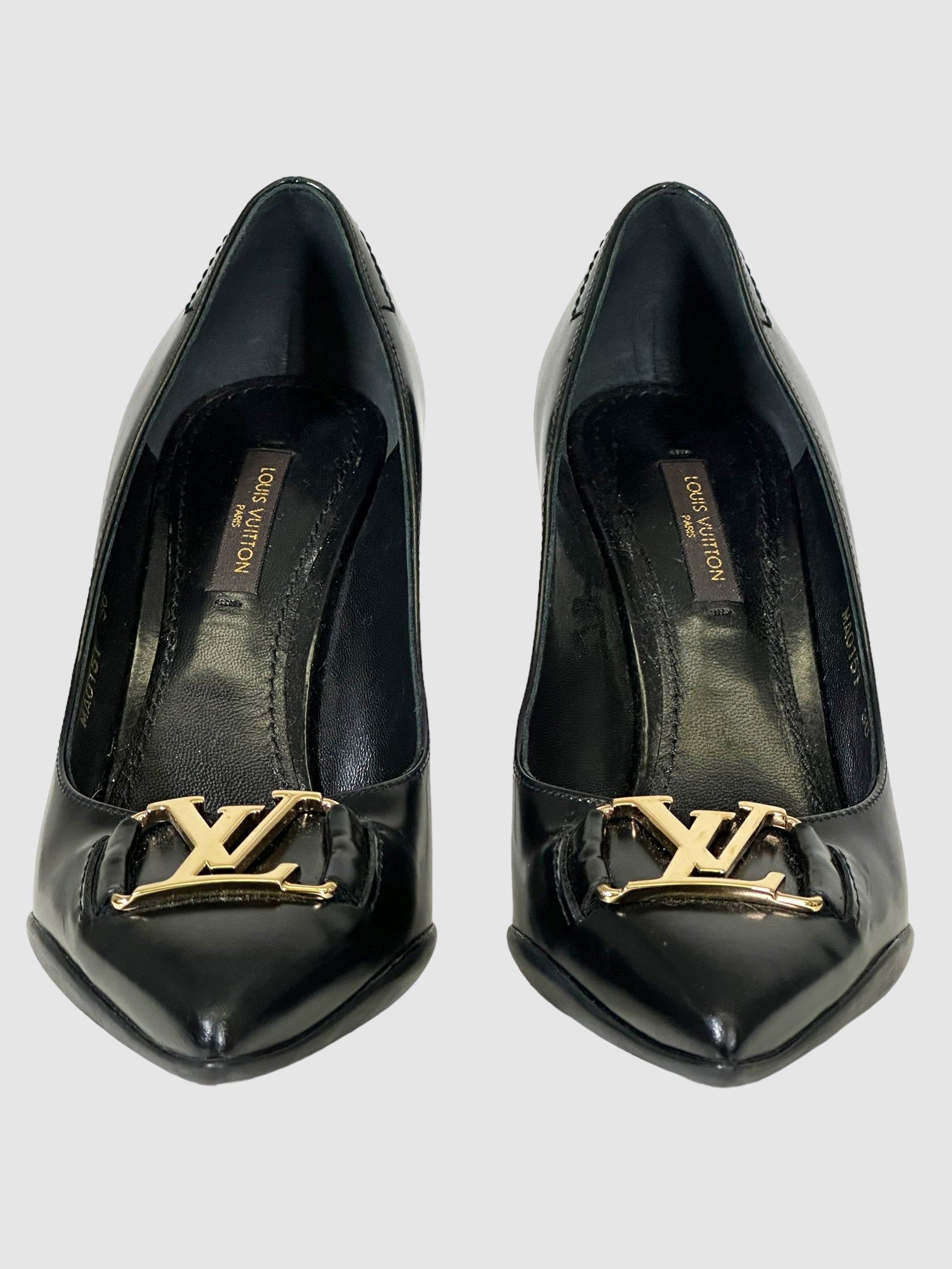 Pointed Toe Pumps - Size 36