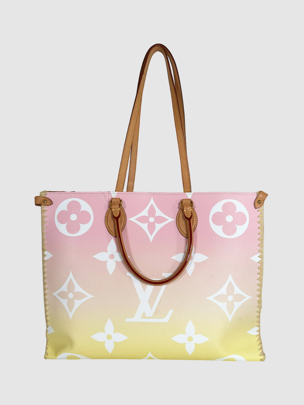 Louis Vuitton By the Pool Hawaii Edition OnTheGo GM