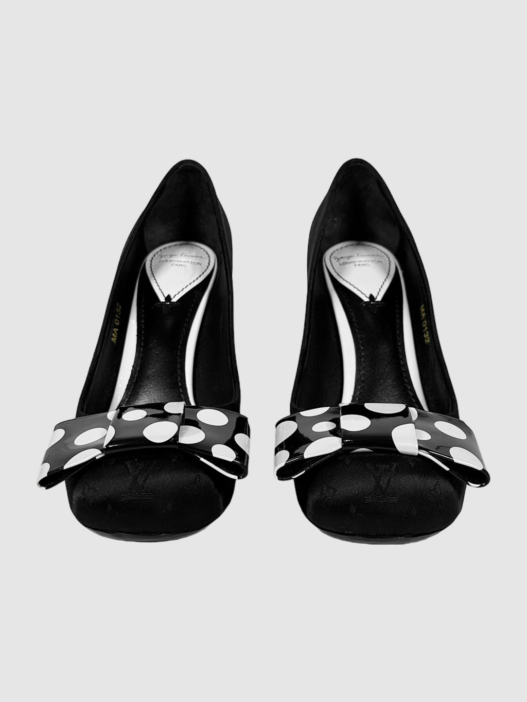 Louis Vuitton x Yayoi Kusama 2012 Black and White Monogram Pumps with Polka Dot Bow Size 38 Consignment Secondhand Designer Luxury Resale Toronto Trendy
