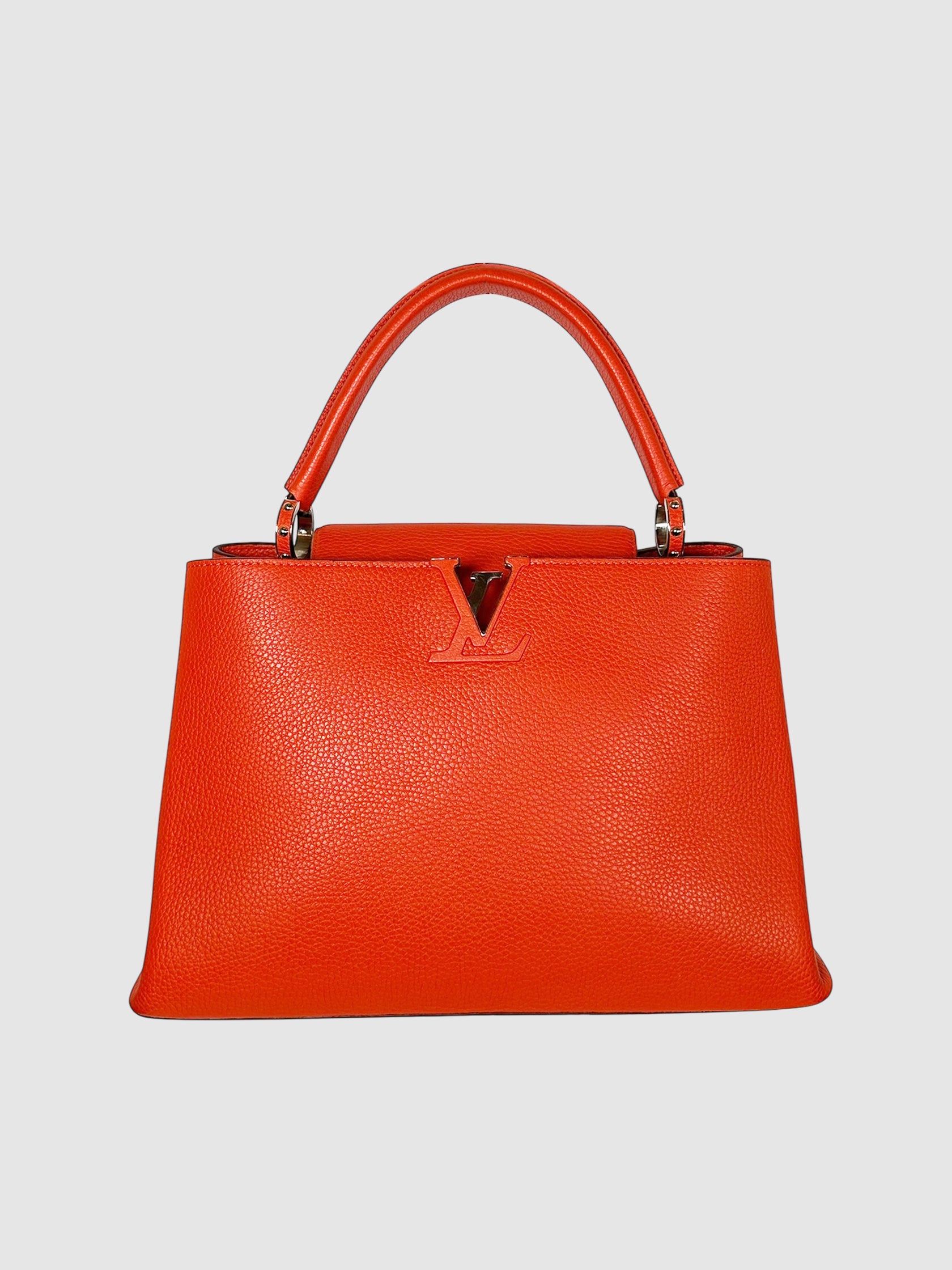 Capucines MM Bag