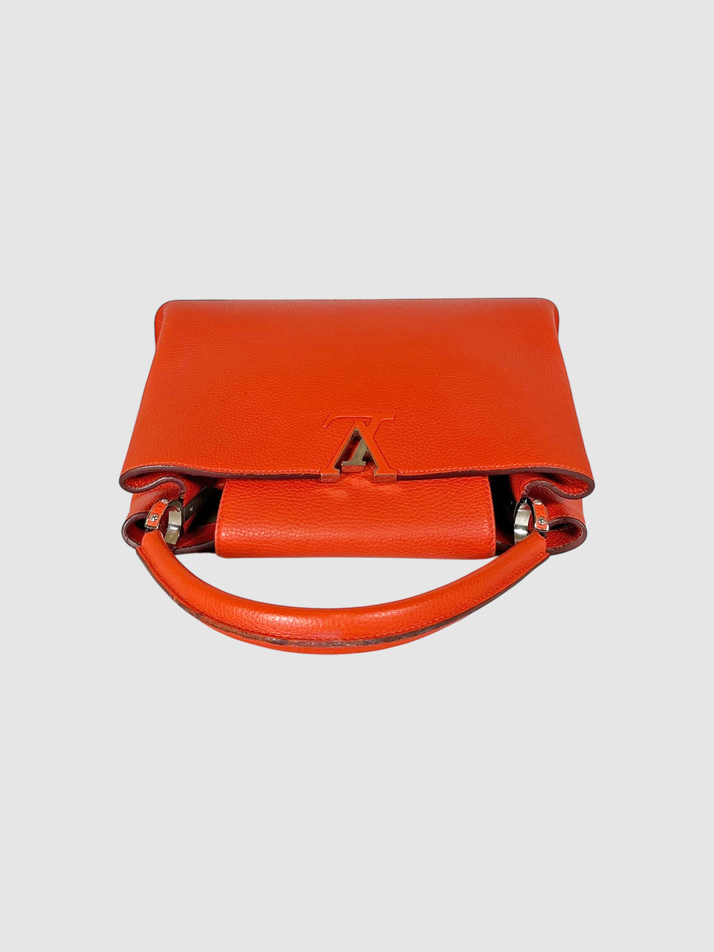 Capucines MM Bag
