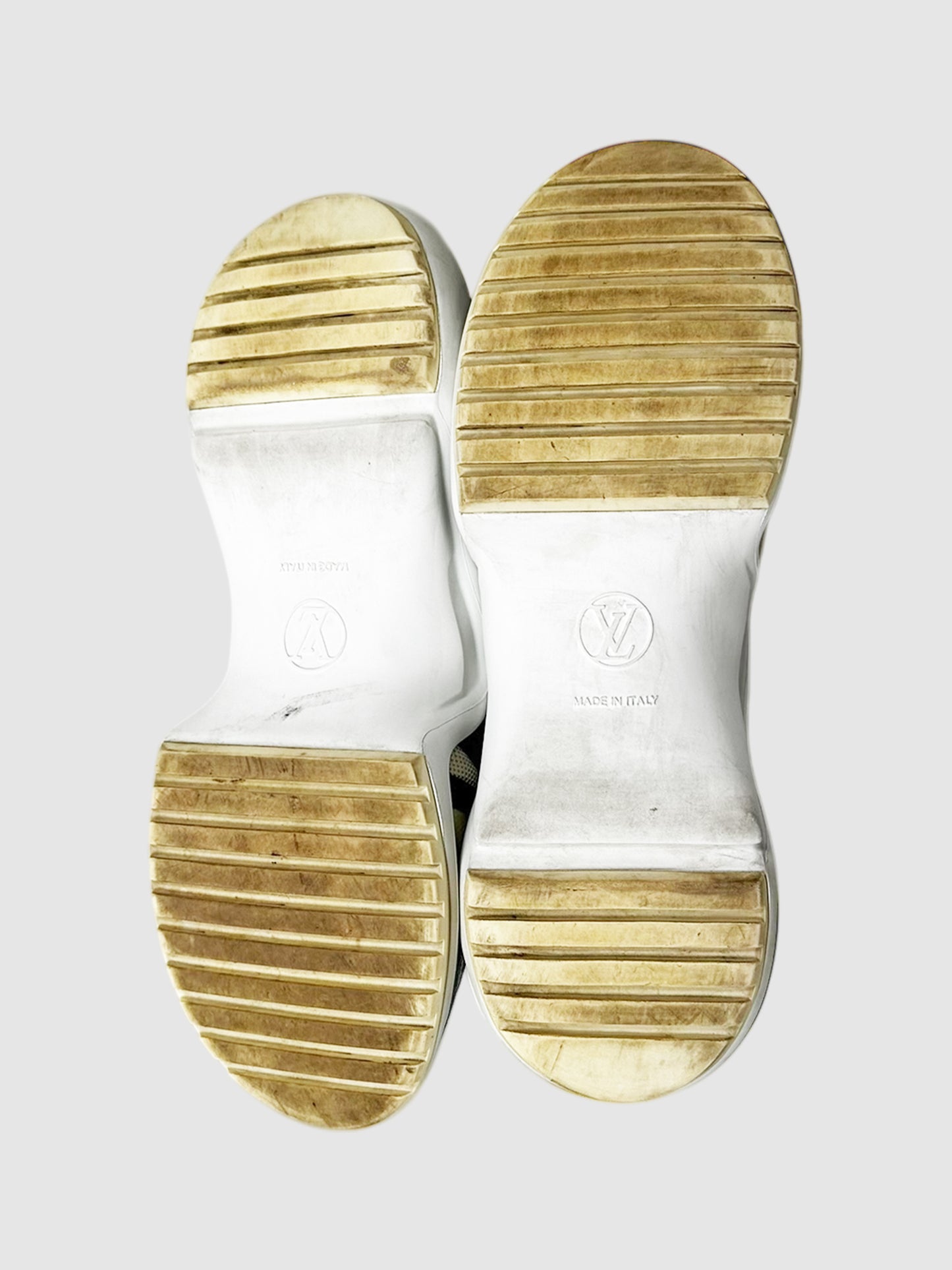 Archlight Sneakers