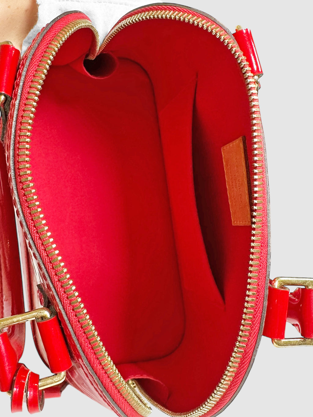 Vernis Alma BB Bag