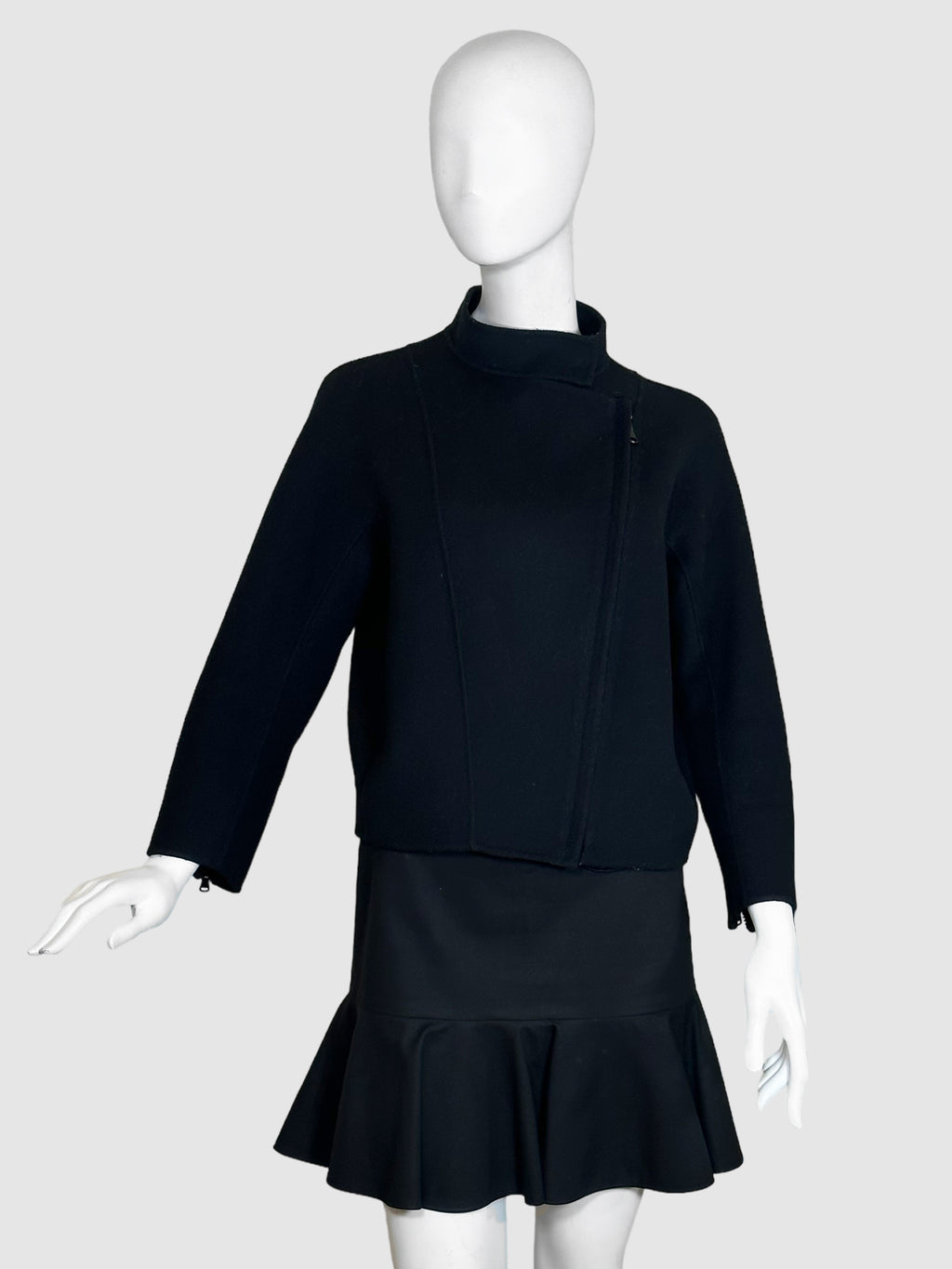 Max Mara Wool Blend Zipped-Up Short Coat - Size 4