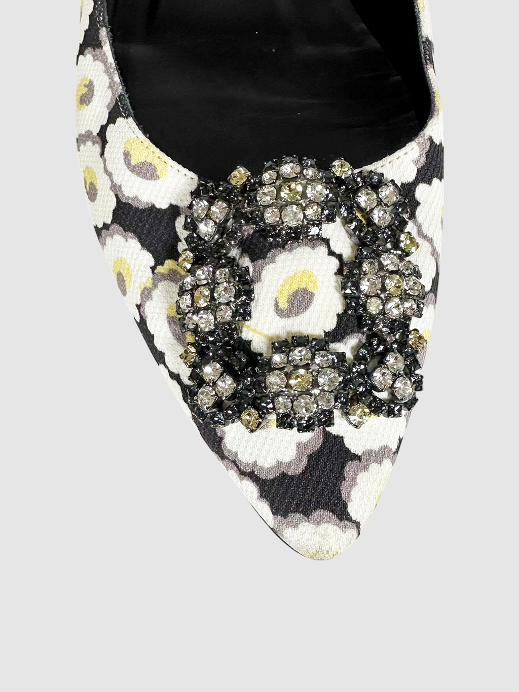 Hangisi Embellished Flats