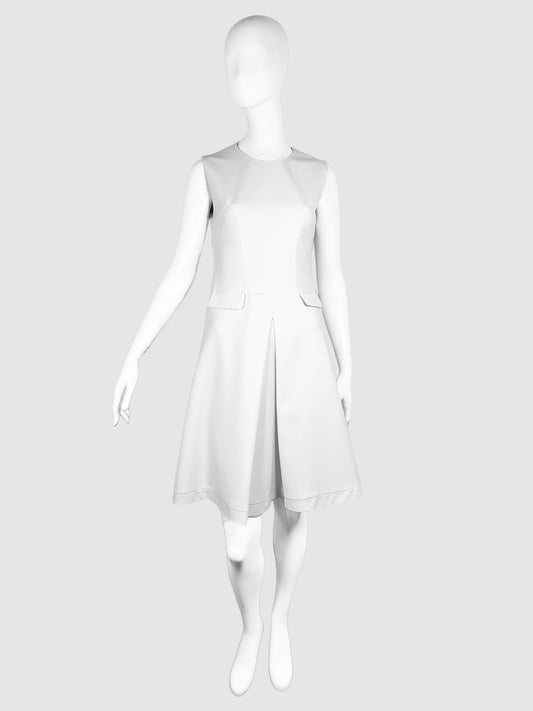 Mauro Grifoni White Front Pleat Sleeveless A-Line Mini Dress Size 44 Consignment Secondhand Designer Luxury Resale Toronto Trendy