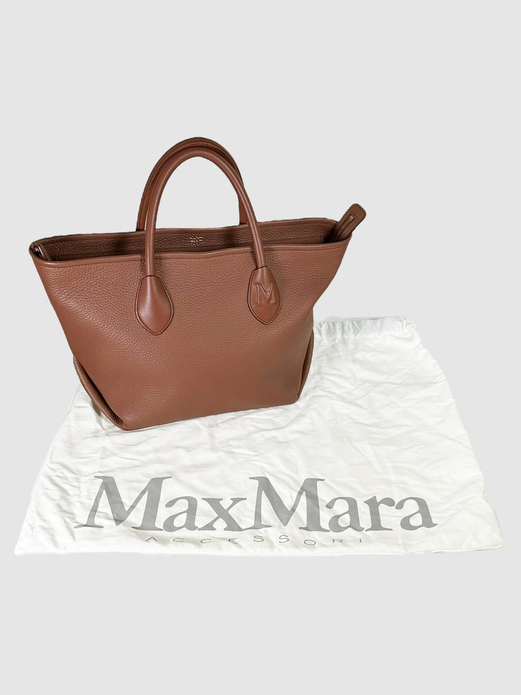 Max Mara Brown Pebbled Leather Miranda Tote Bag Consignment Secondhand Designer Luxury Resale Toronto Trendy