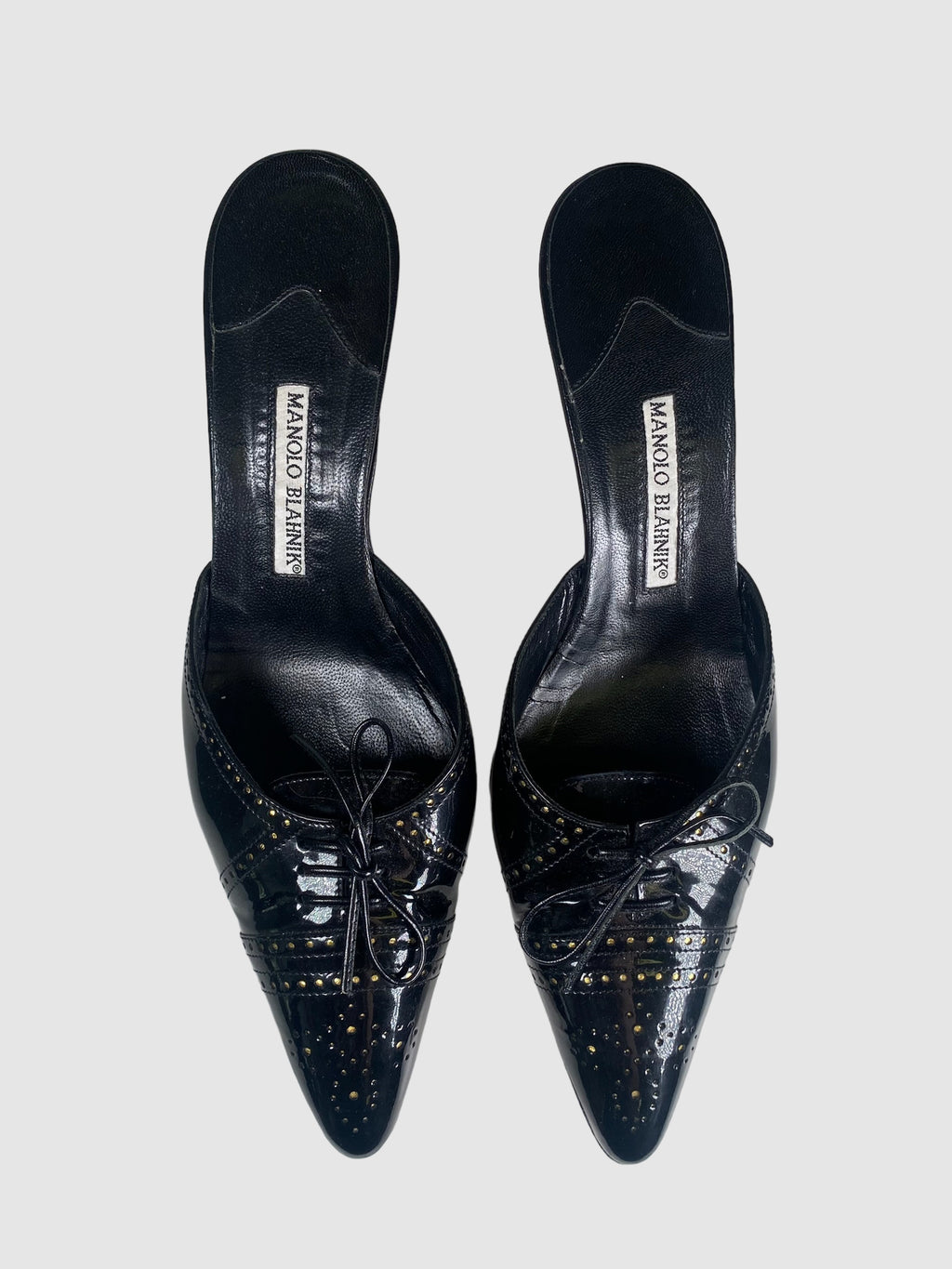 Manolo Blahnik Leather Kitten Heels - Size 40