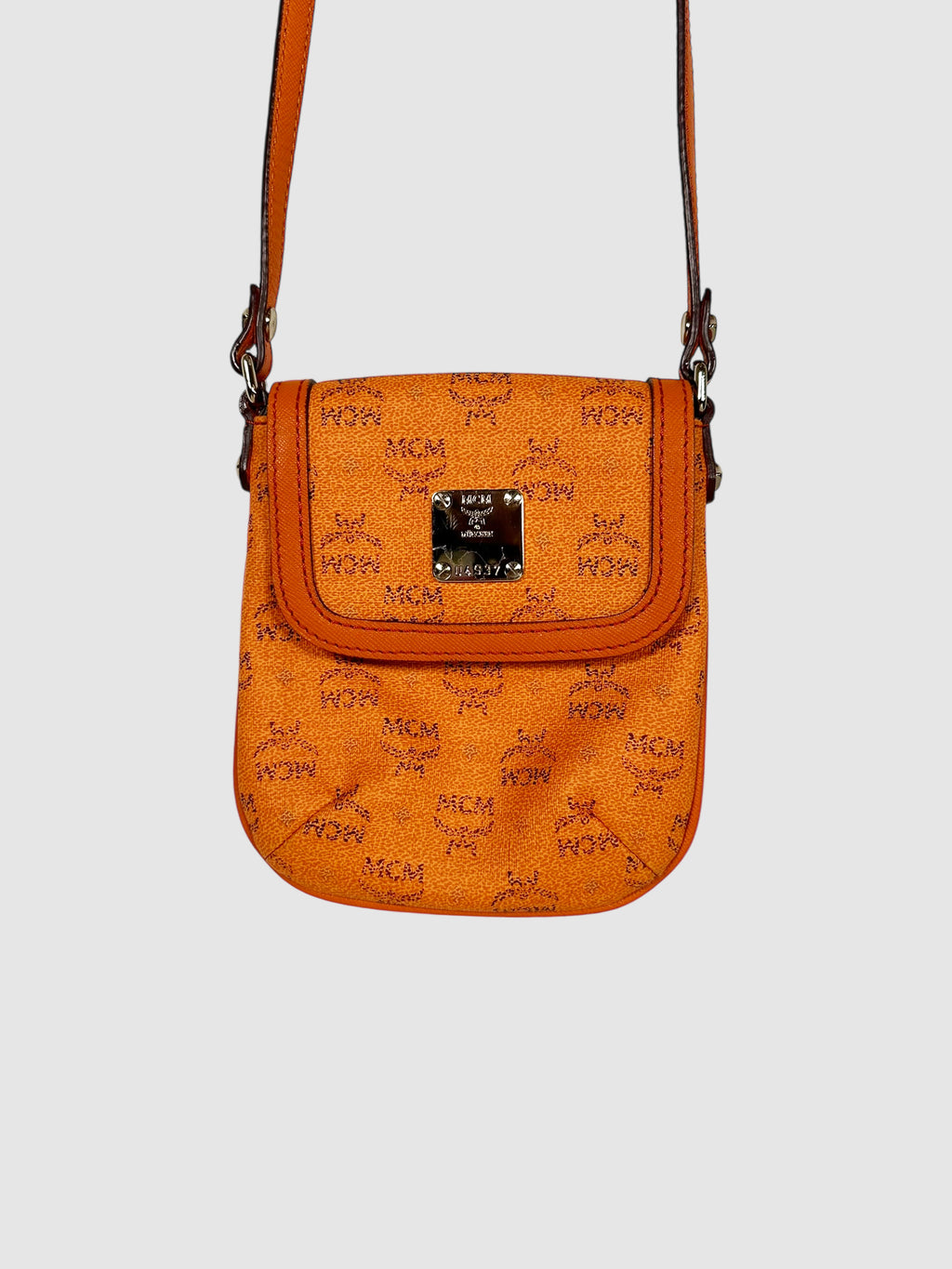 Mcmor MCM Visetos Monogram Crossbody Bag – Second Nature Boutique