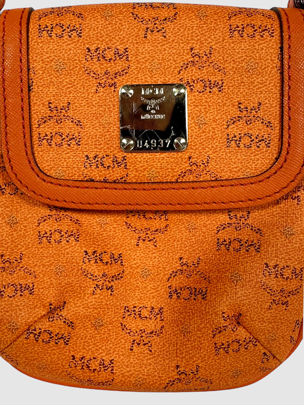 Mcmor MCM Visetos Monogram Crossbody Bag – Second Nature Boutique