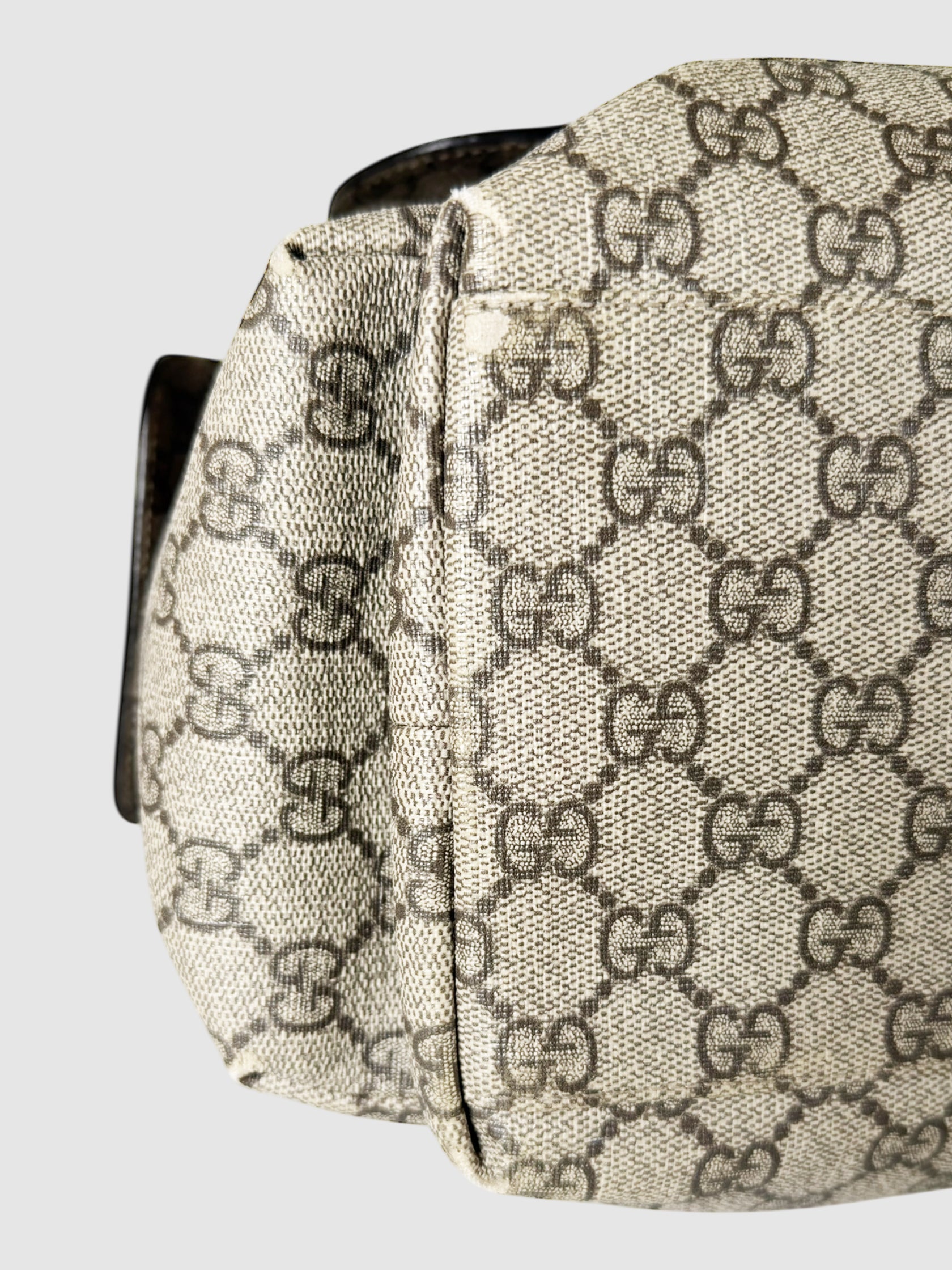 GG Supreme Messenger Bag