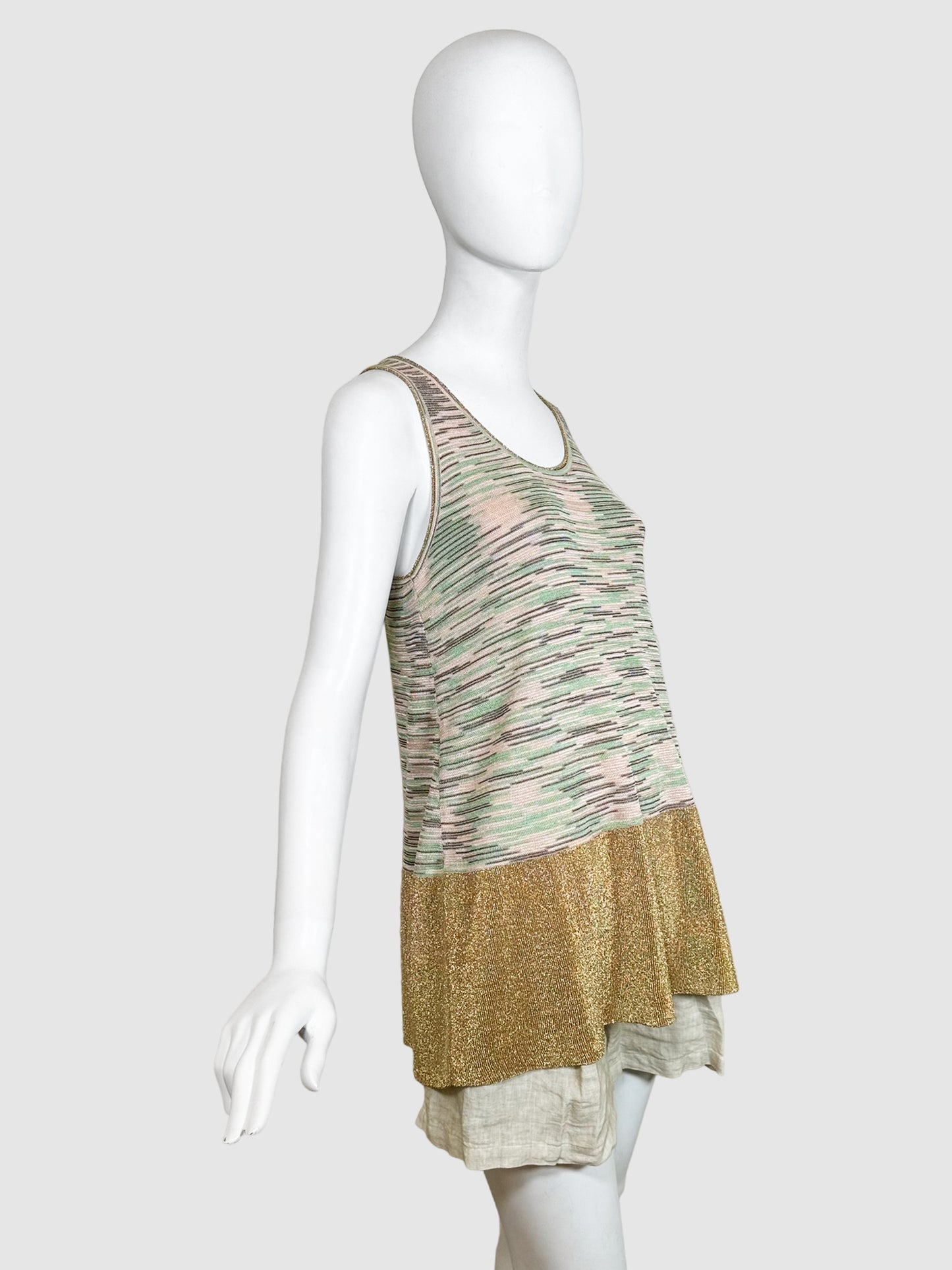 Sleeveless Shimmery Top - Size 40