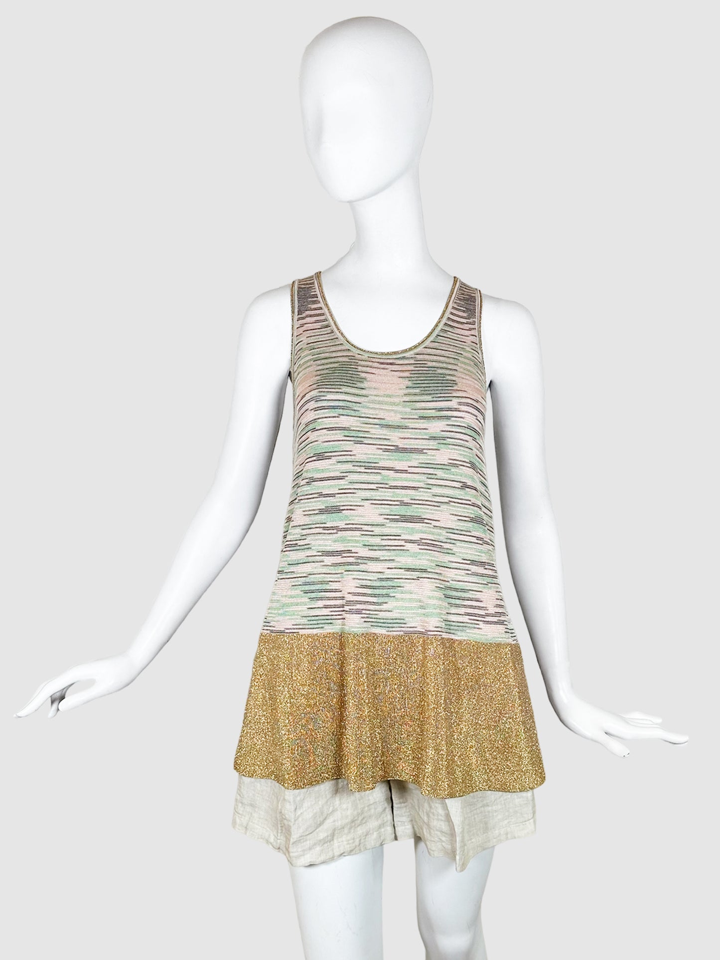 Sleeveless Shimmery Top - Size 40