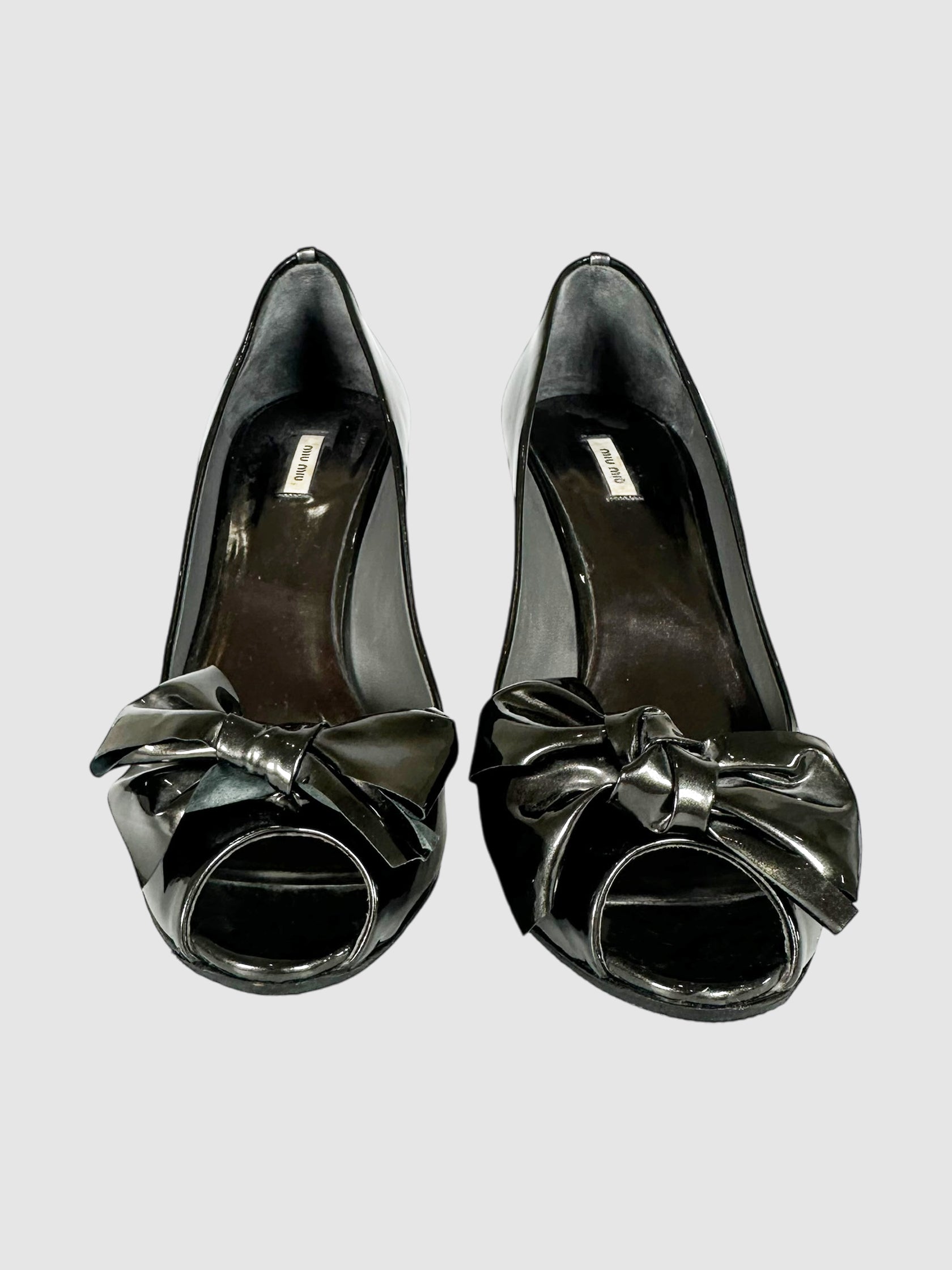 Metallic Bow Accent Pumps - Size 36.5