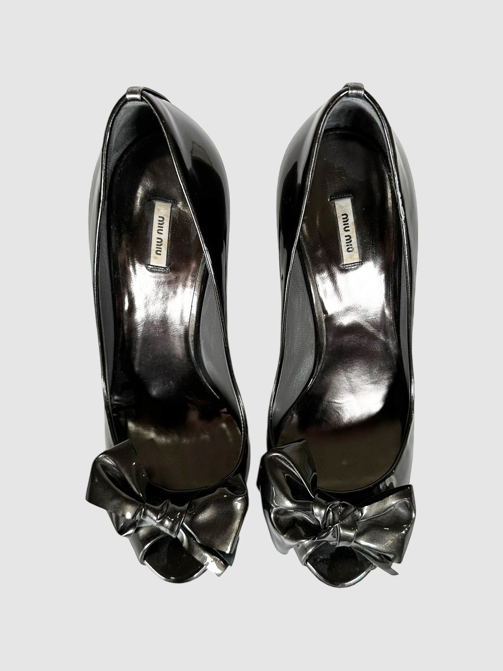 Metallic Bow Accent Pumps - Size 36.5
