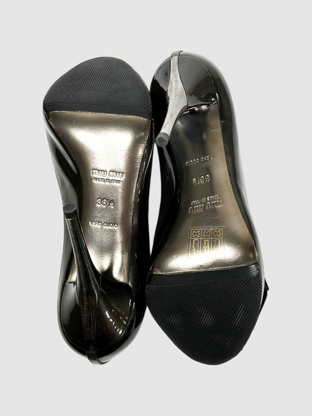 Metallic Bow Accent Pumps - Size 36.5